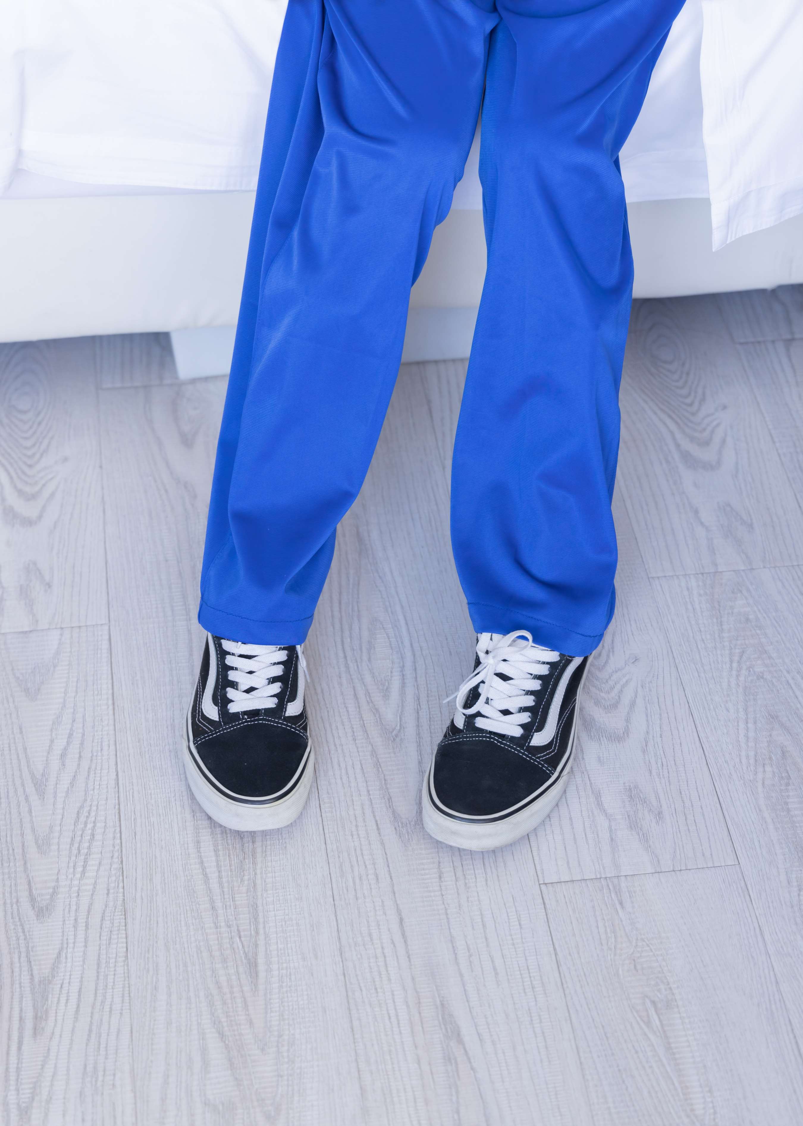 《师妹小奶熊校服の白棉袜脚》作品图