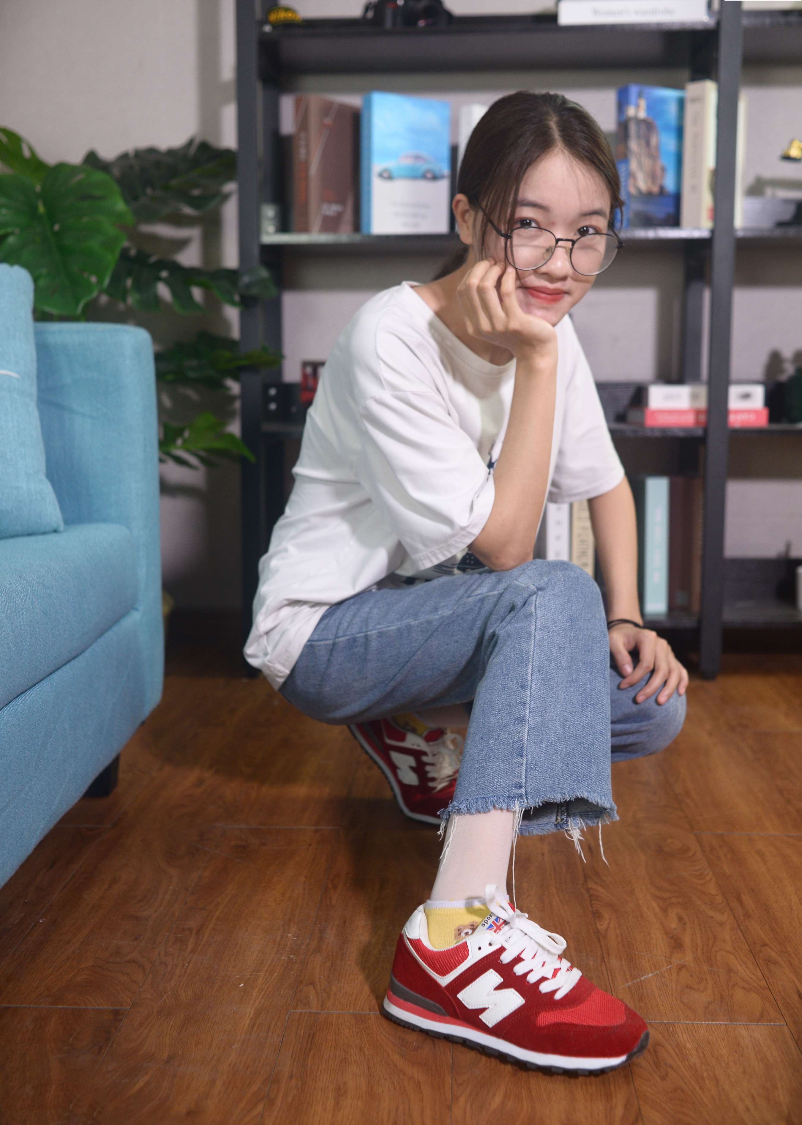 《欣悦少女–萤火的星光》作品图