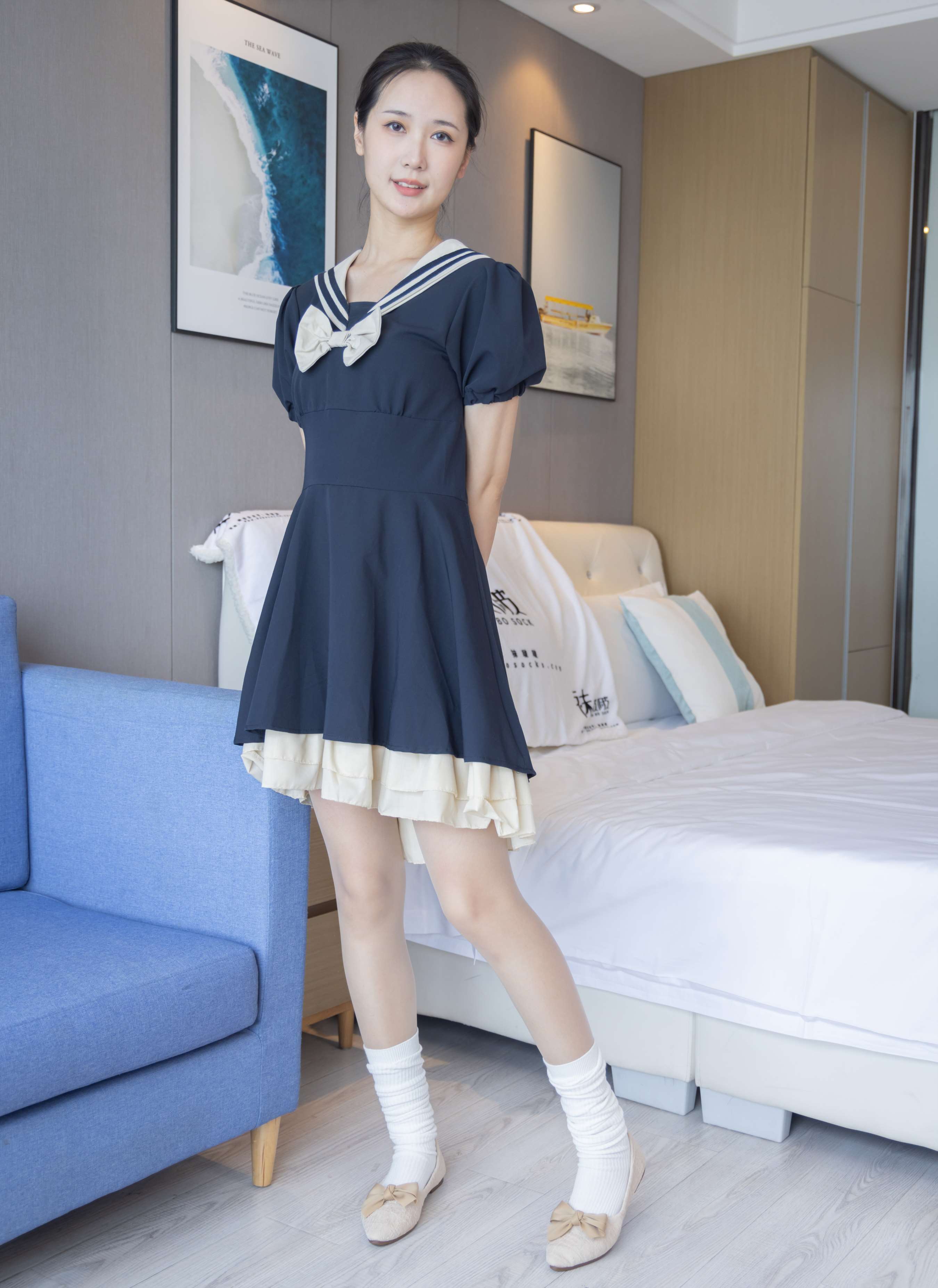 《小安平底鞋の白棉袜套肉丝》作品图