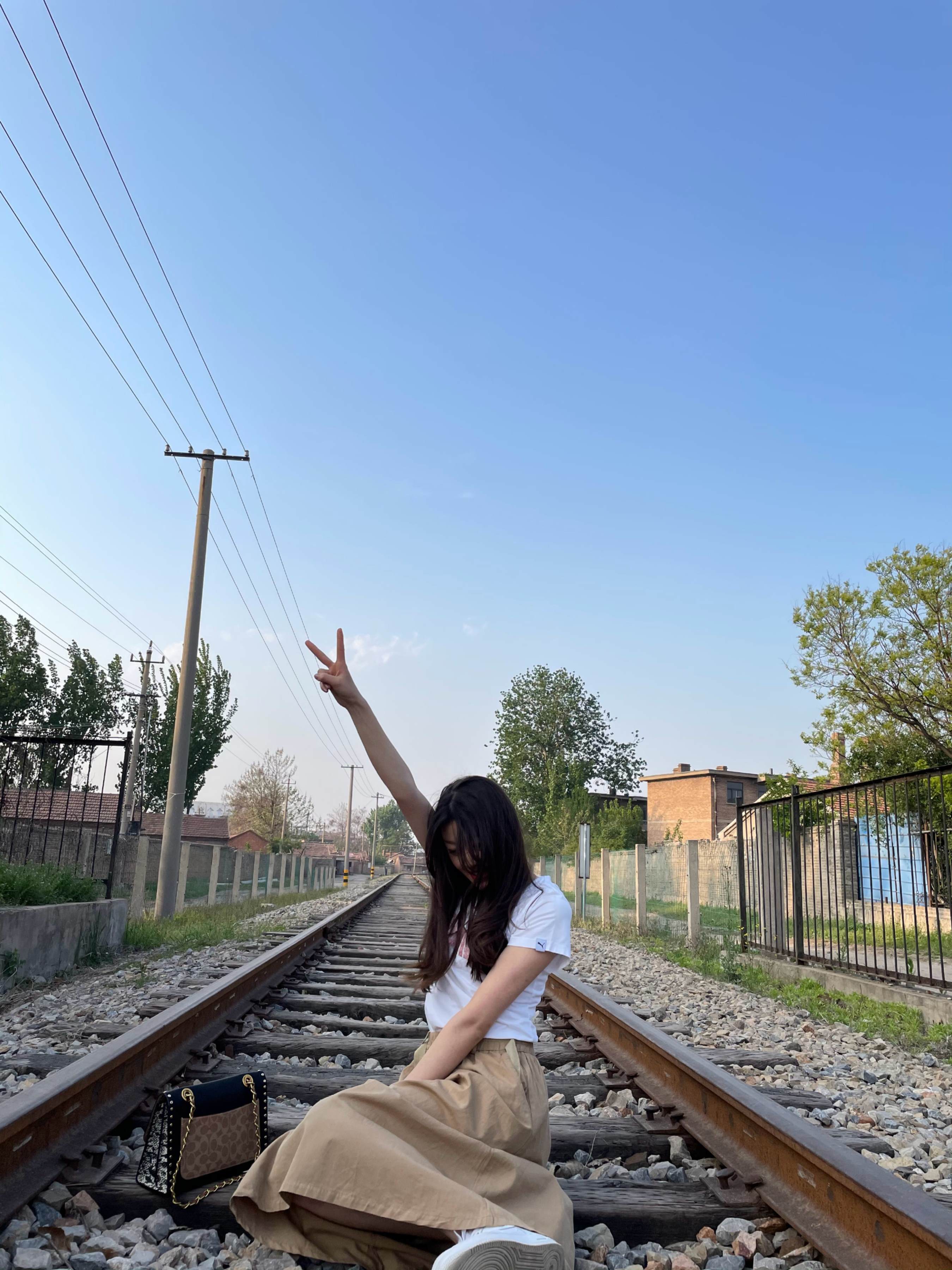 《大四实习学姐脚丫带生活照》作品图