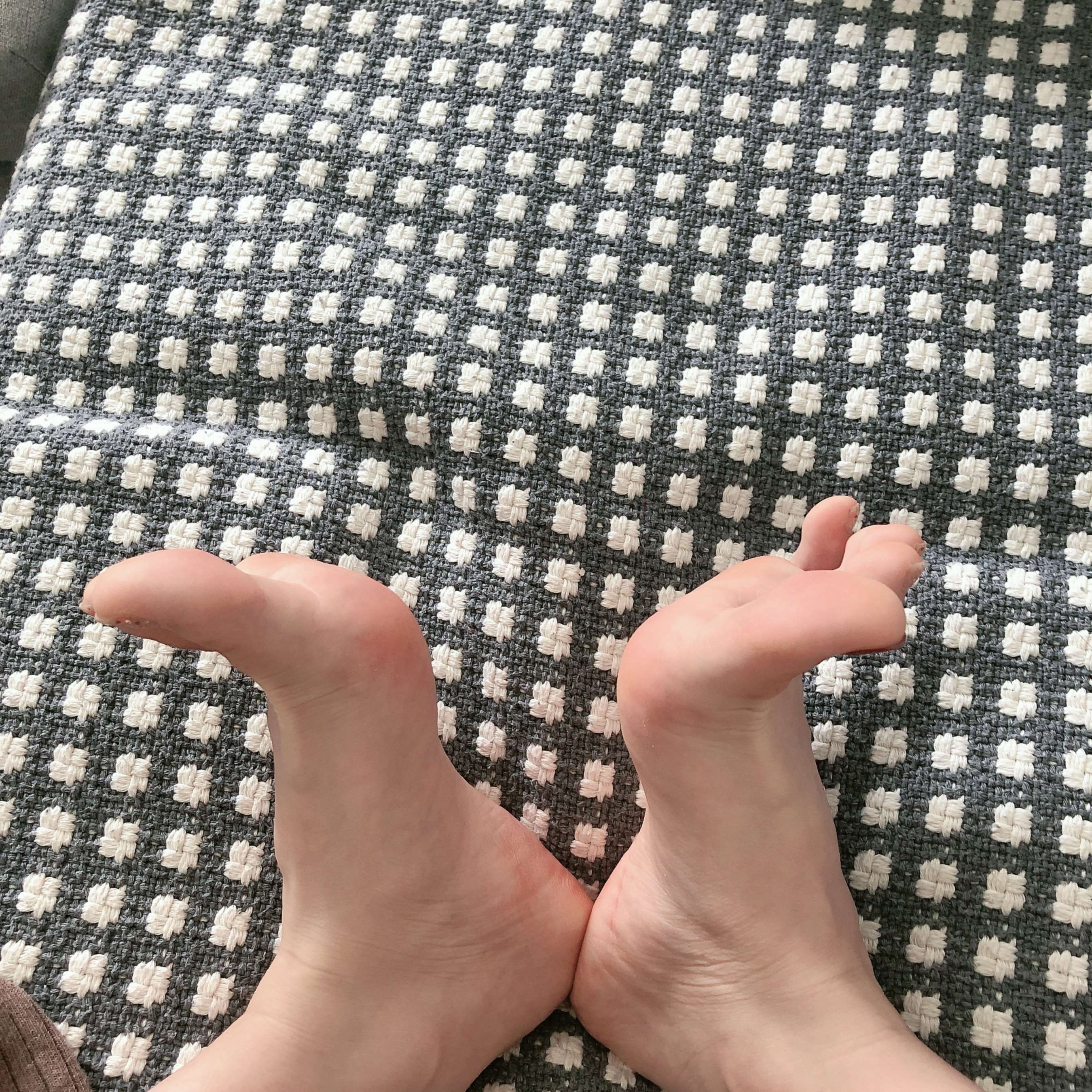 《少女热裤の棉袜脚》作品图