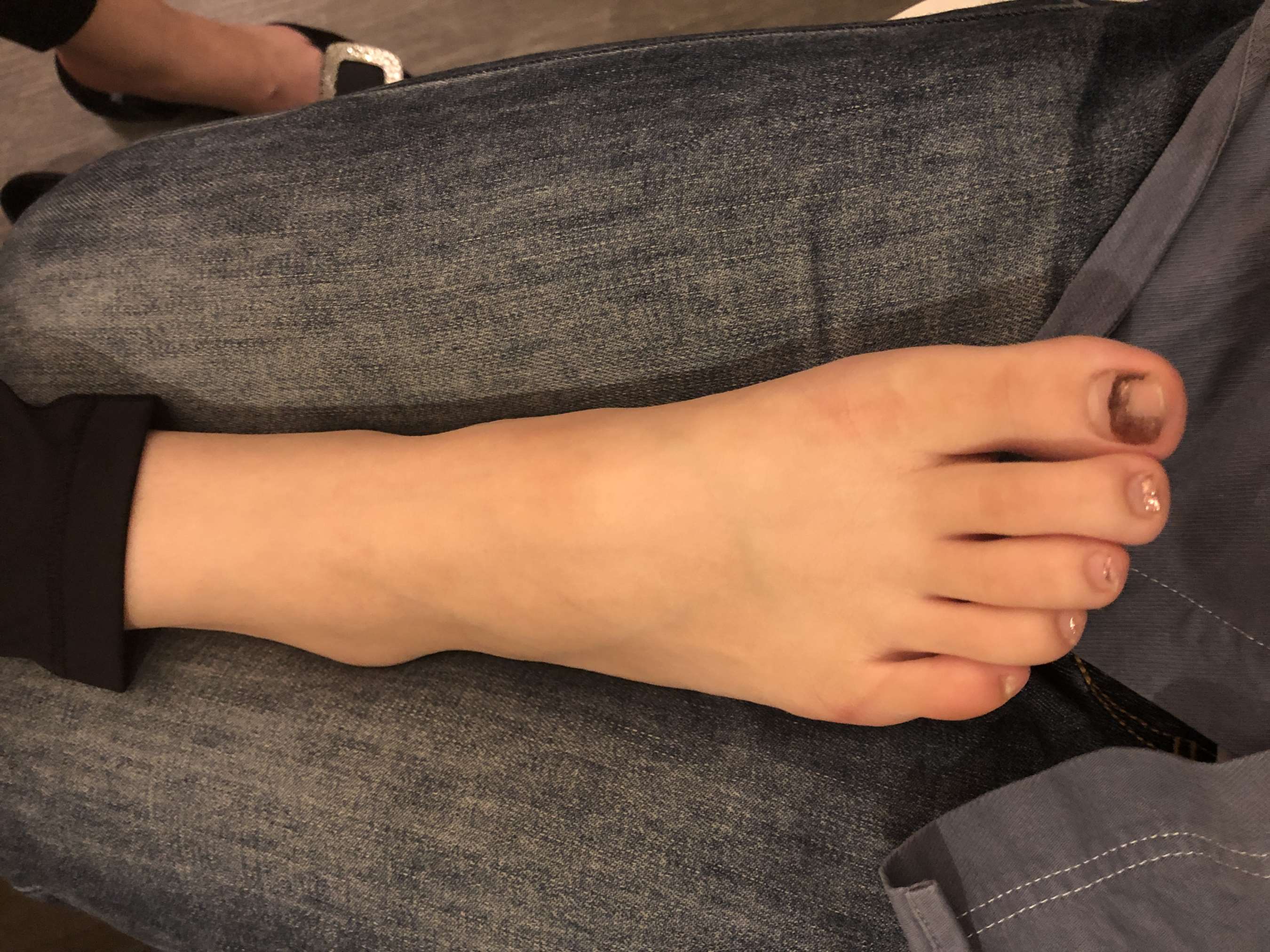 《约大四播音系女主持》作品图