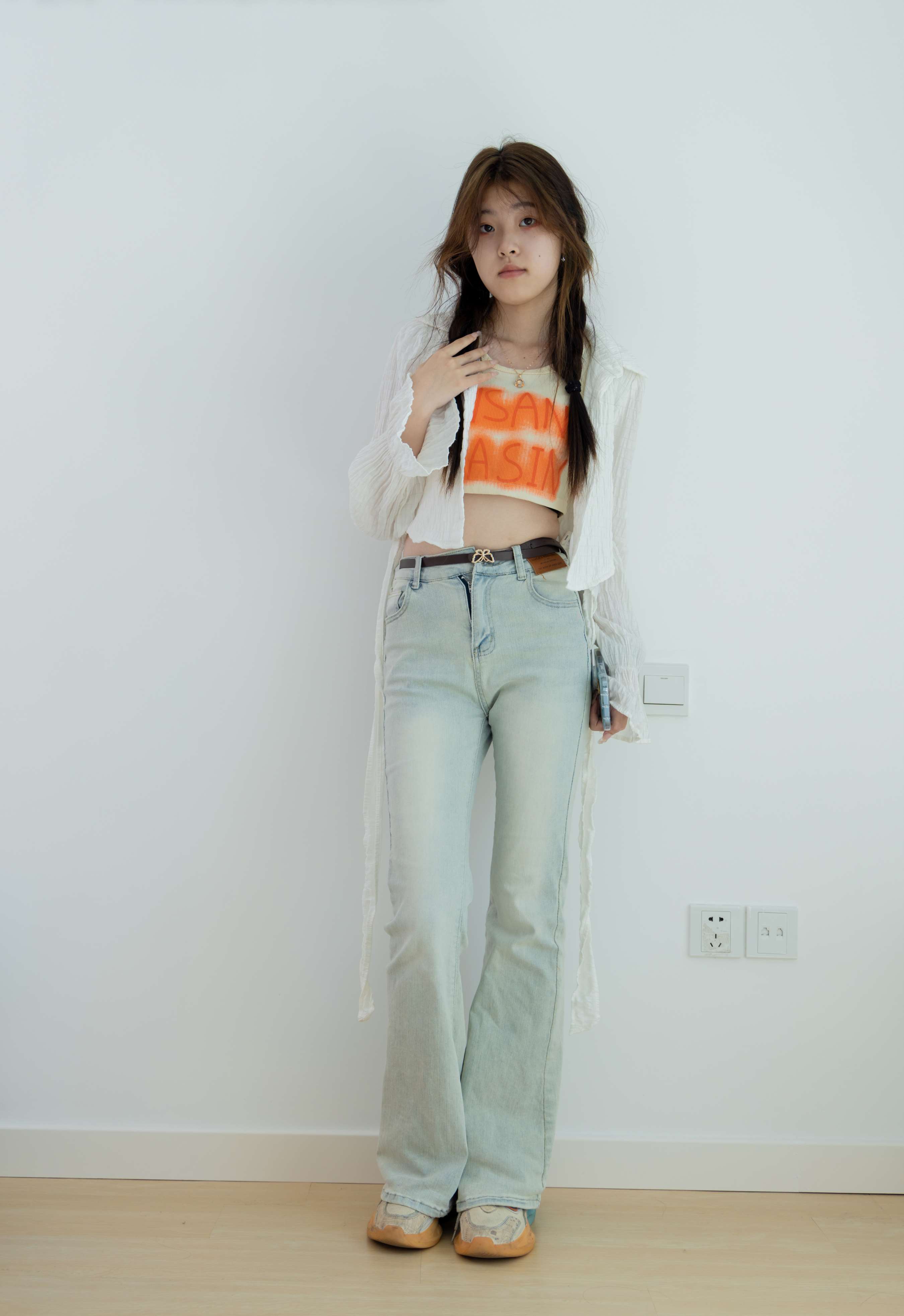 《小谨运动鞋の棉袜脚丫》作品图