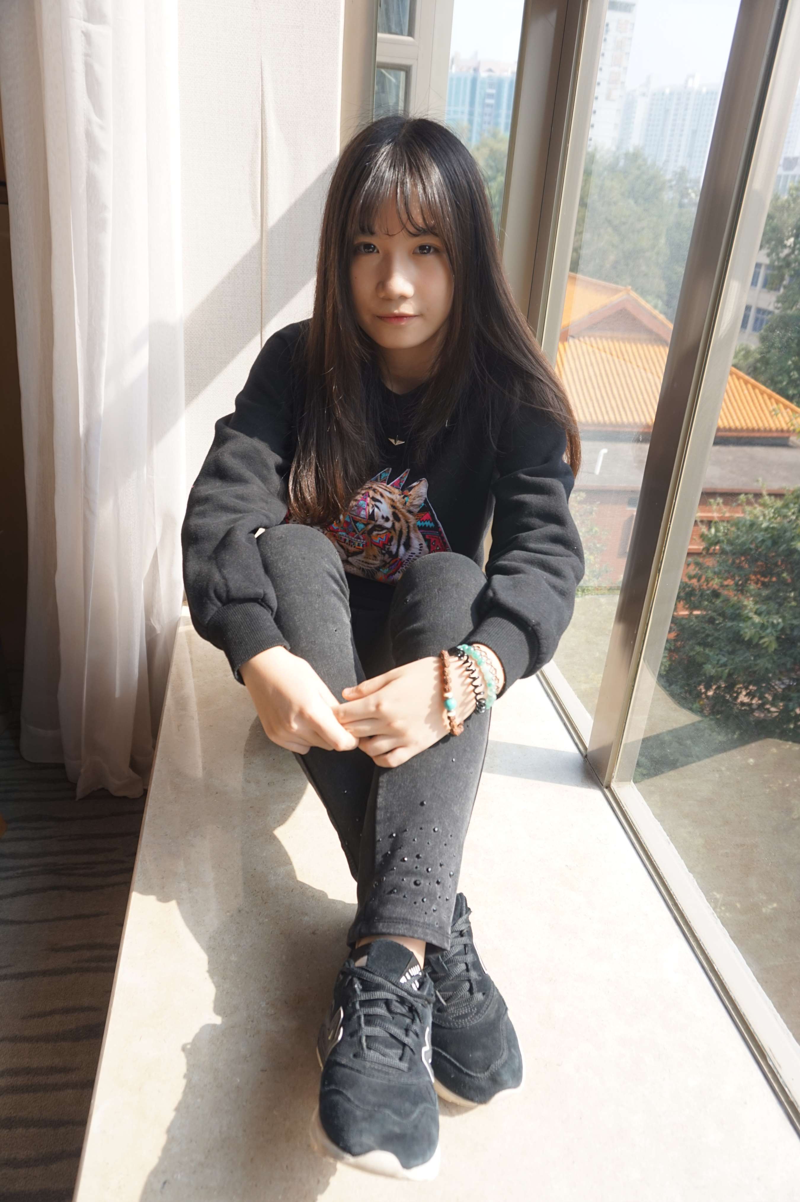 《萌妹子裸足の棉袜》作品图