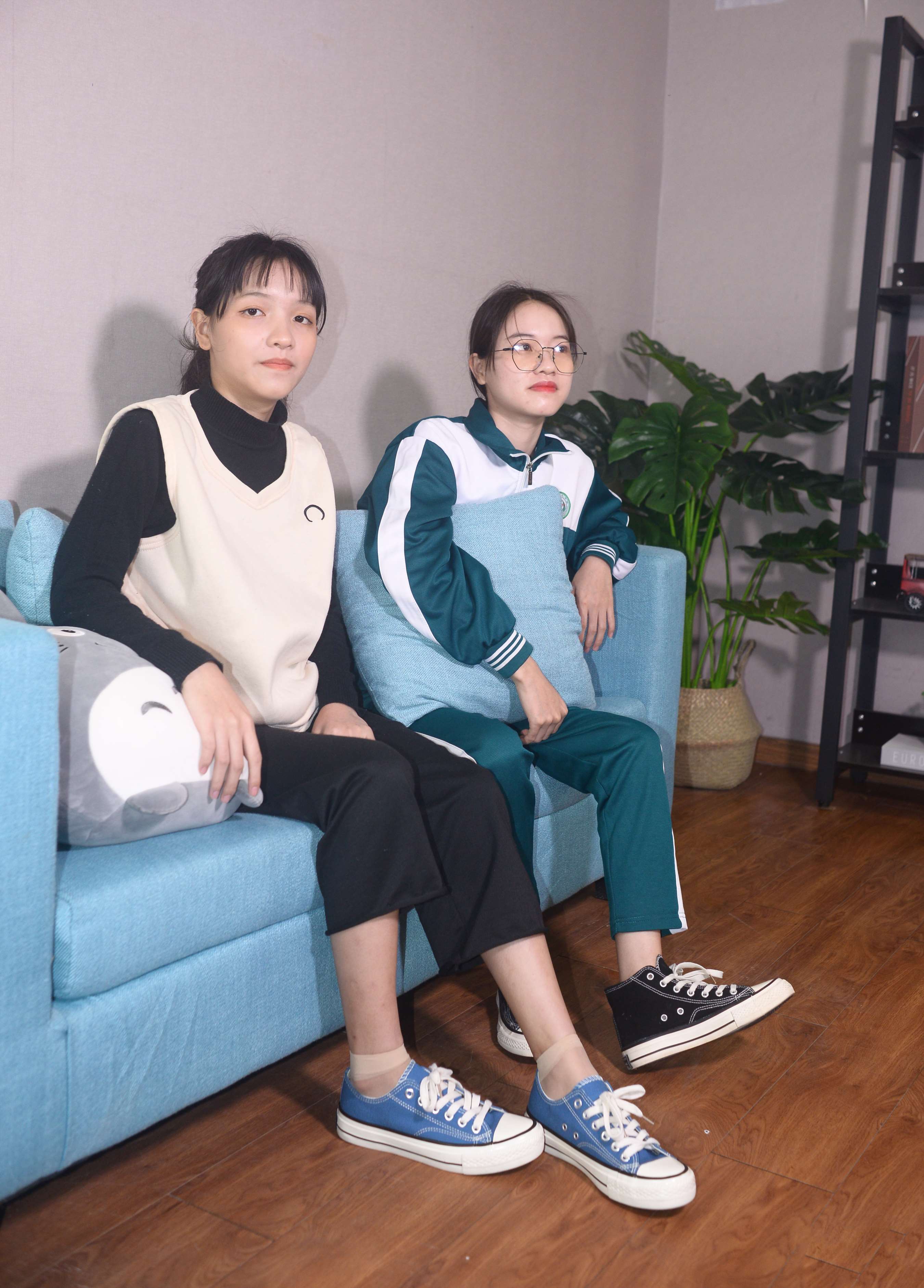 《点点&欣悦 最是那一低头的温柔》作品图