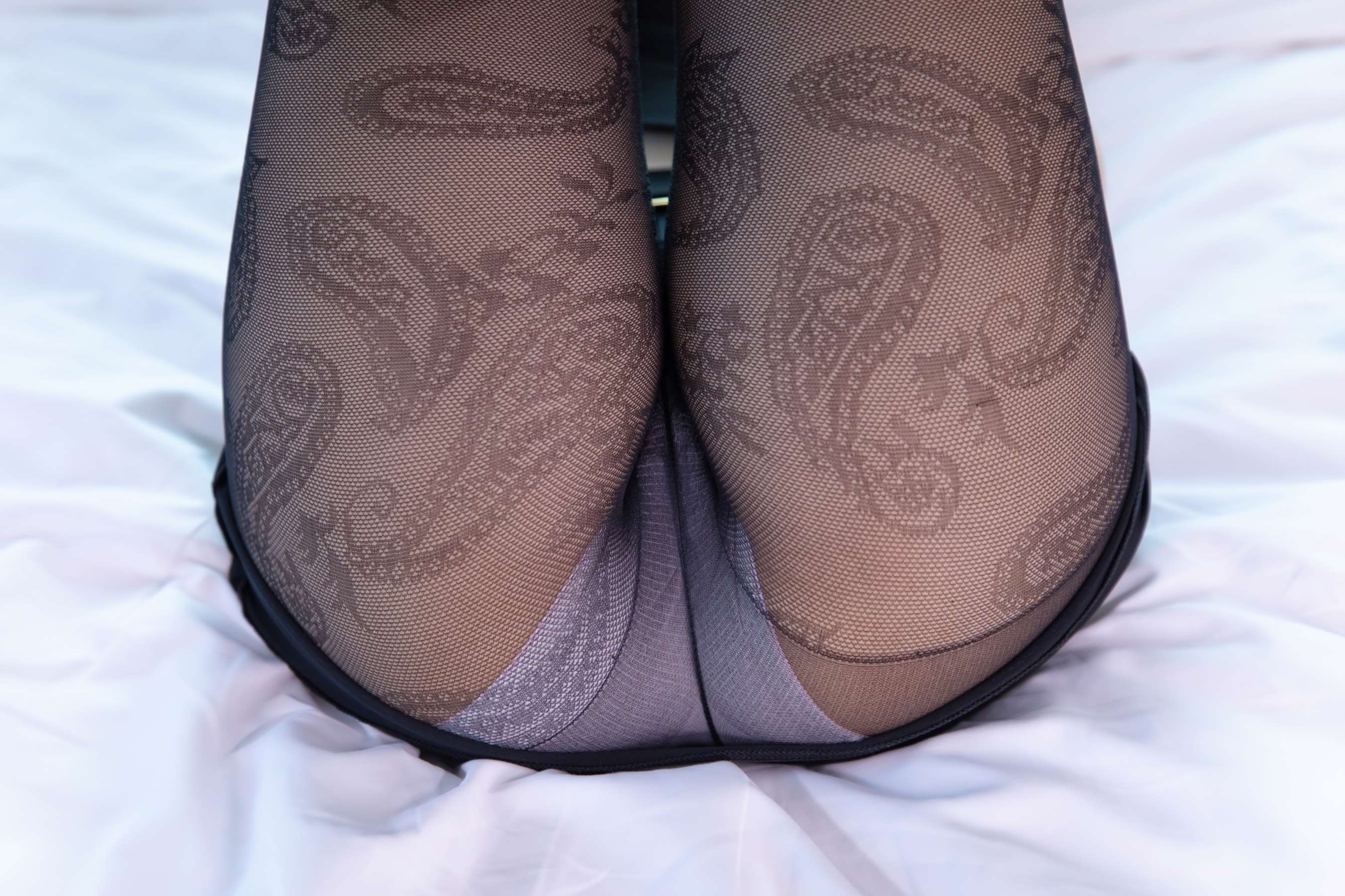 《空中邂逅》作品图