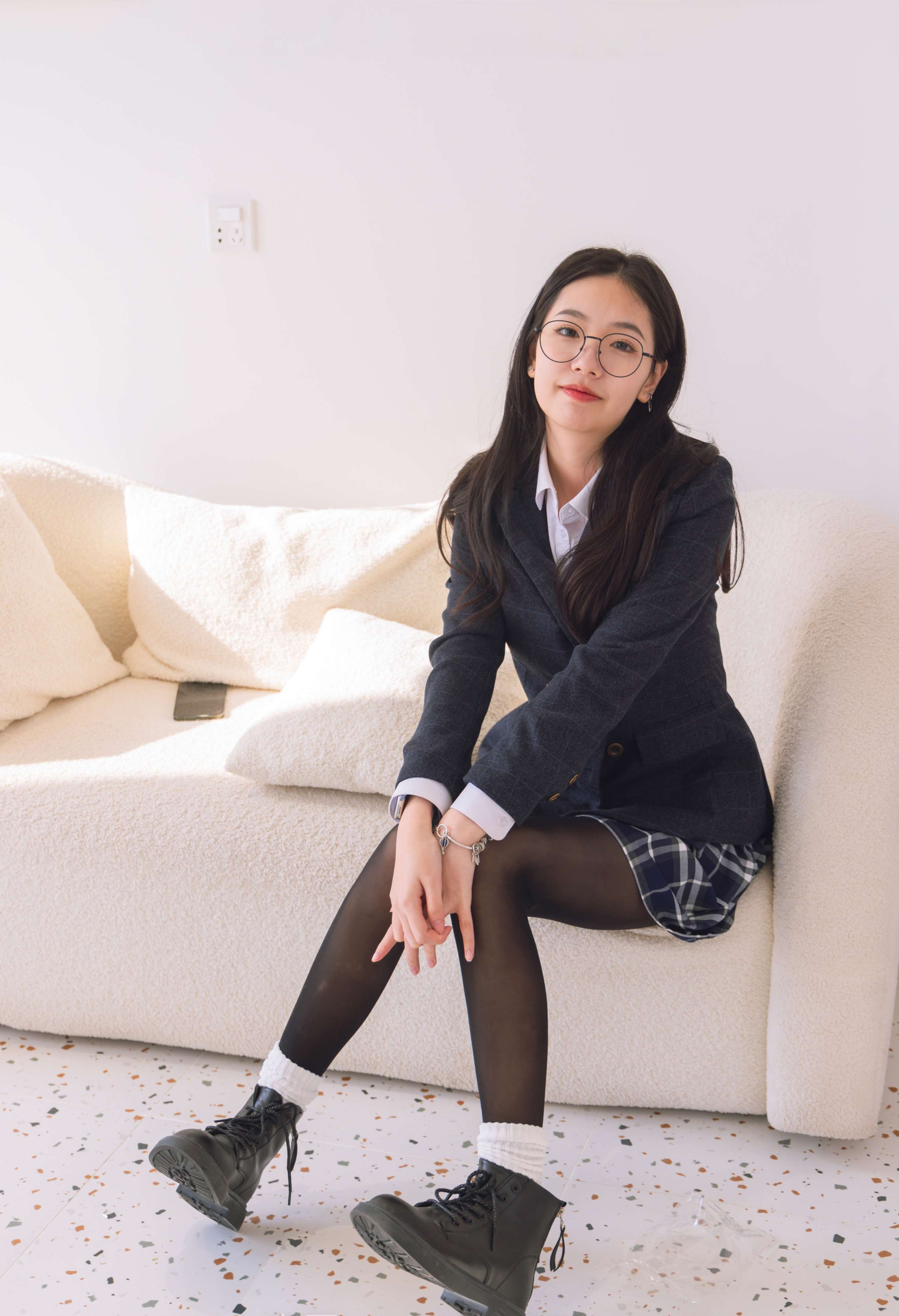 《小甜豆-短靴棉袜の丝脚丫》作品图