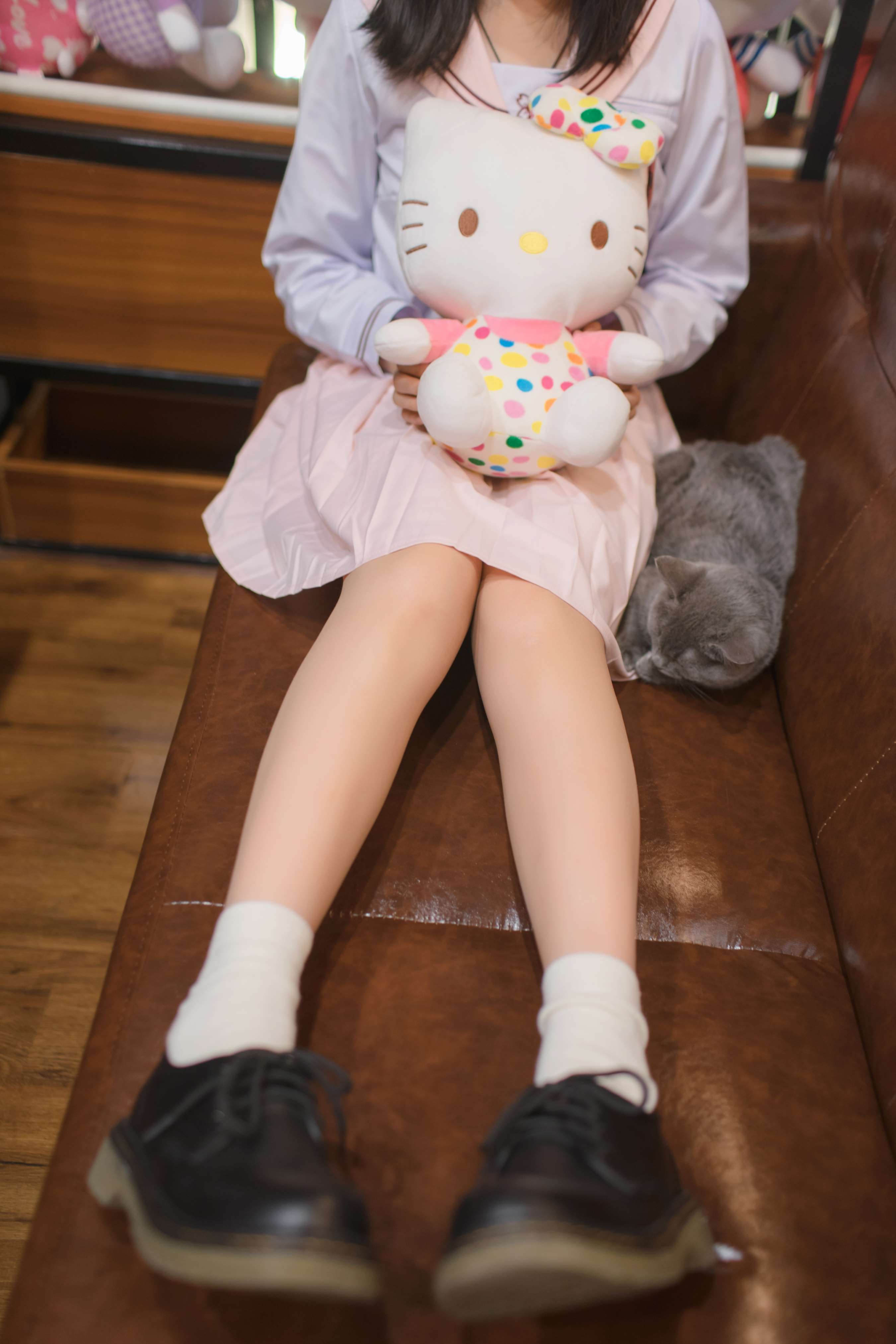 《学妹白棉袜》作品图