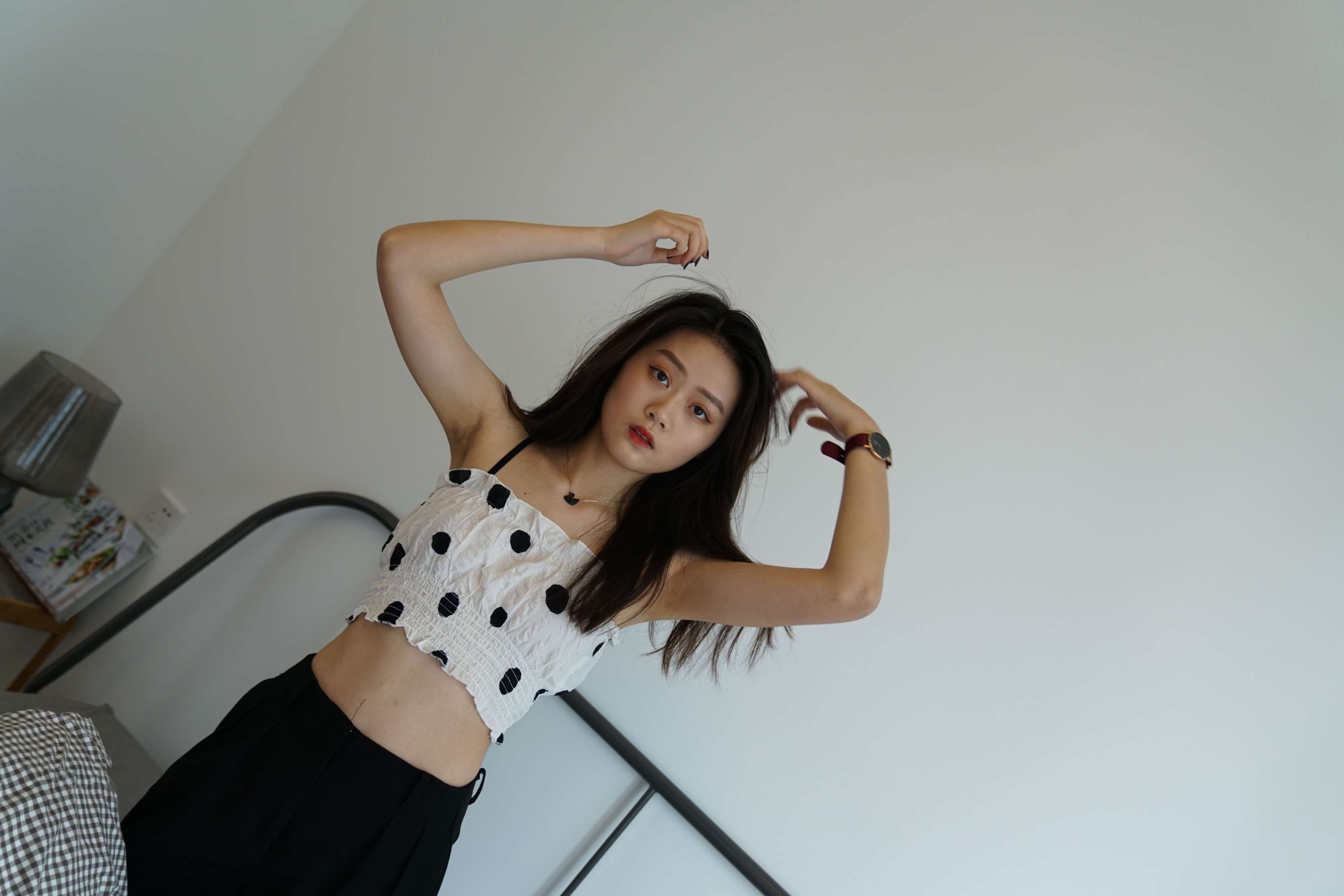 《和闺蜜打闹》作品图