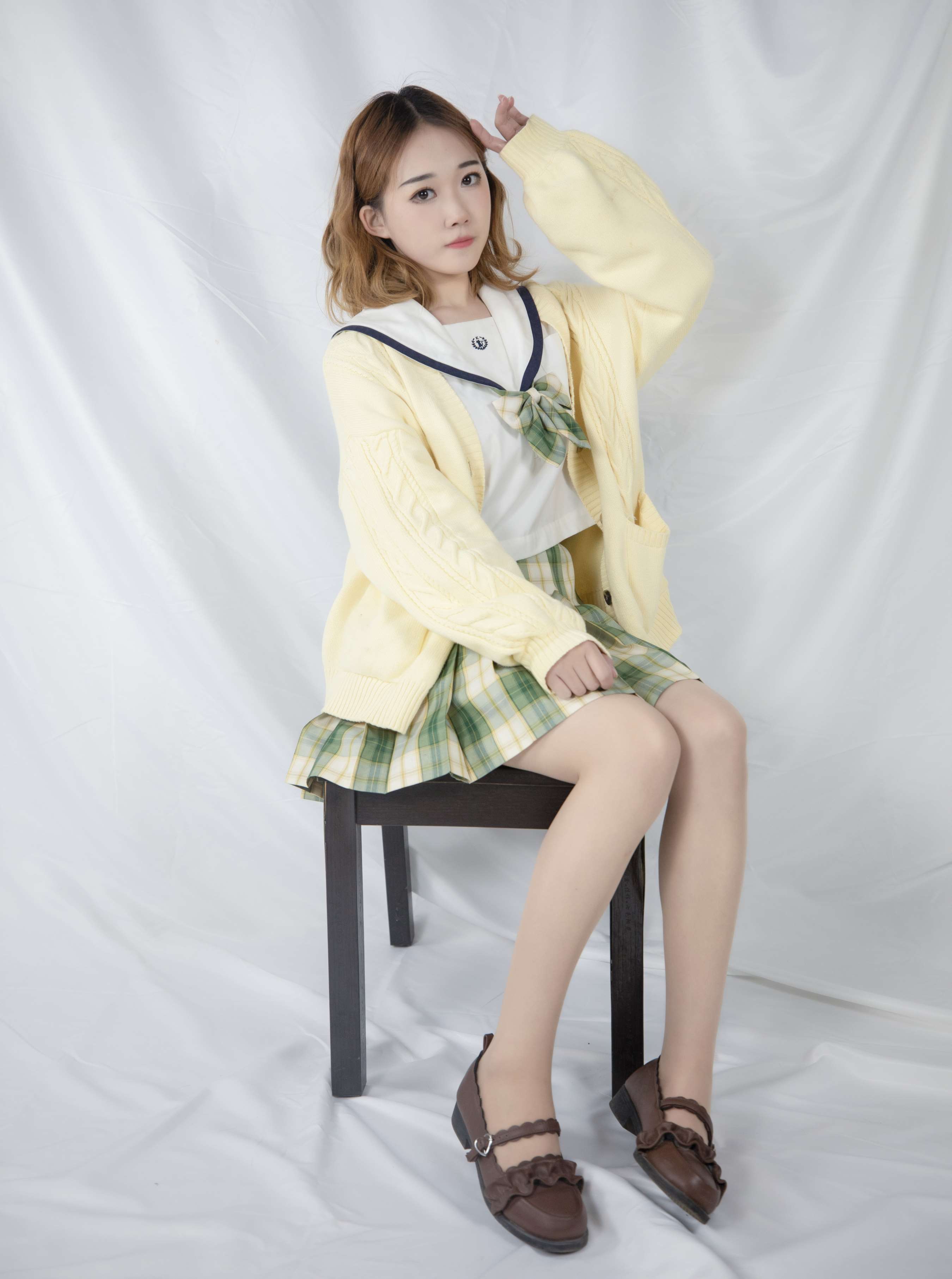 《清纯少女の肉丝脚》作品图