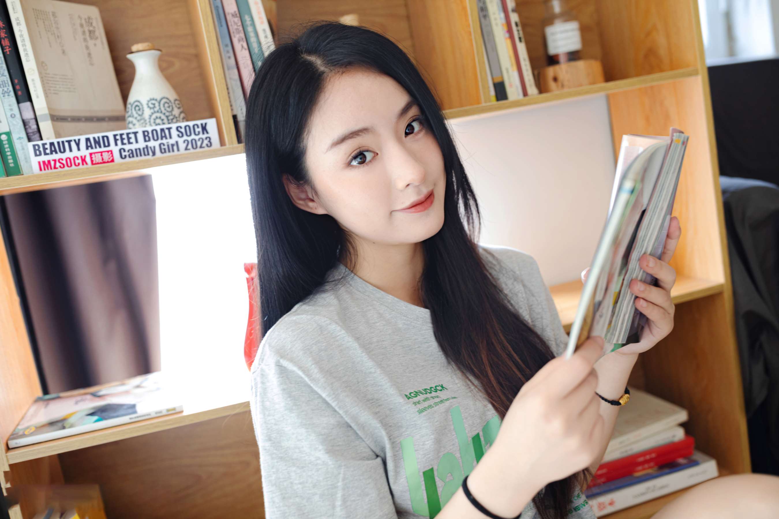 《琴子长靴の白棉袜》作品图