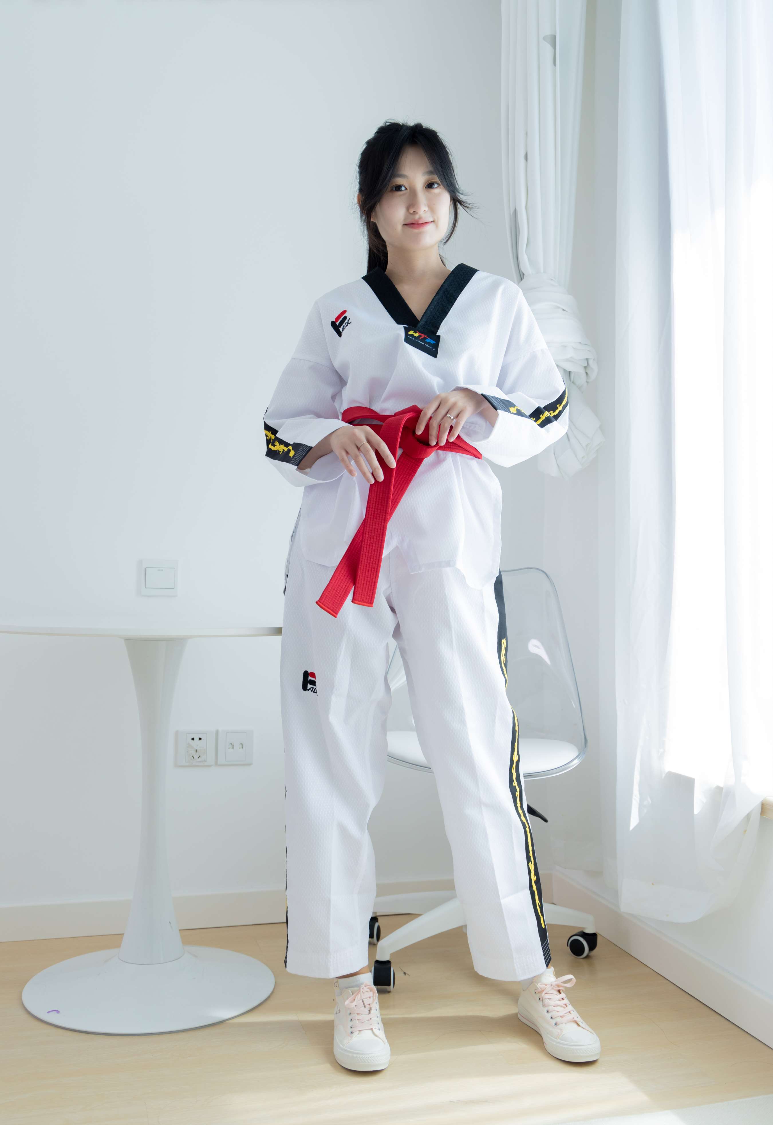 《小敏-爱的抛物线》作品图