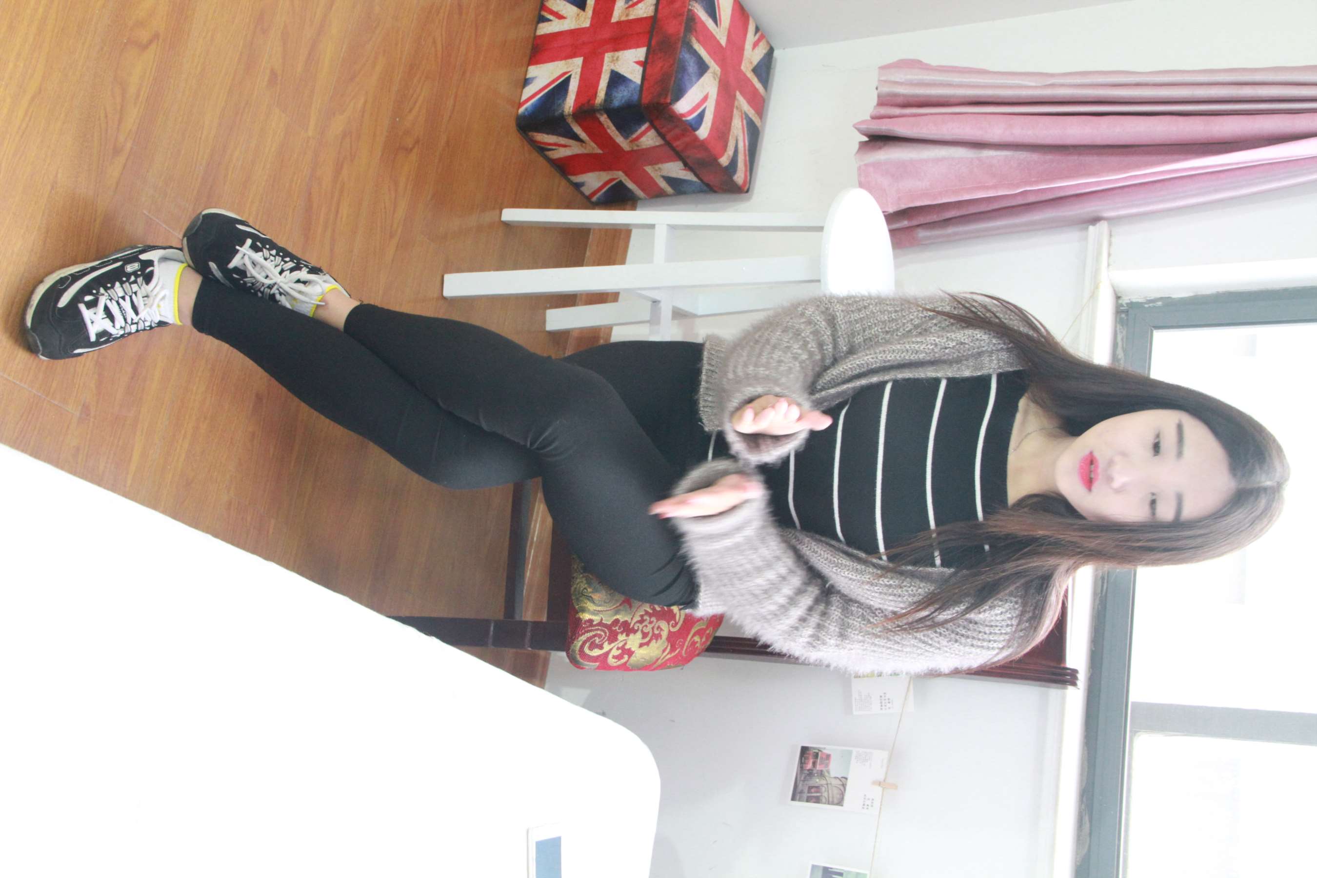 《舞蹈系水灵妹子的混丝出品》作品图