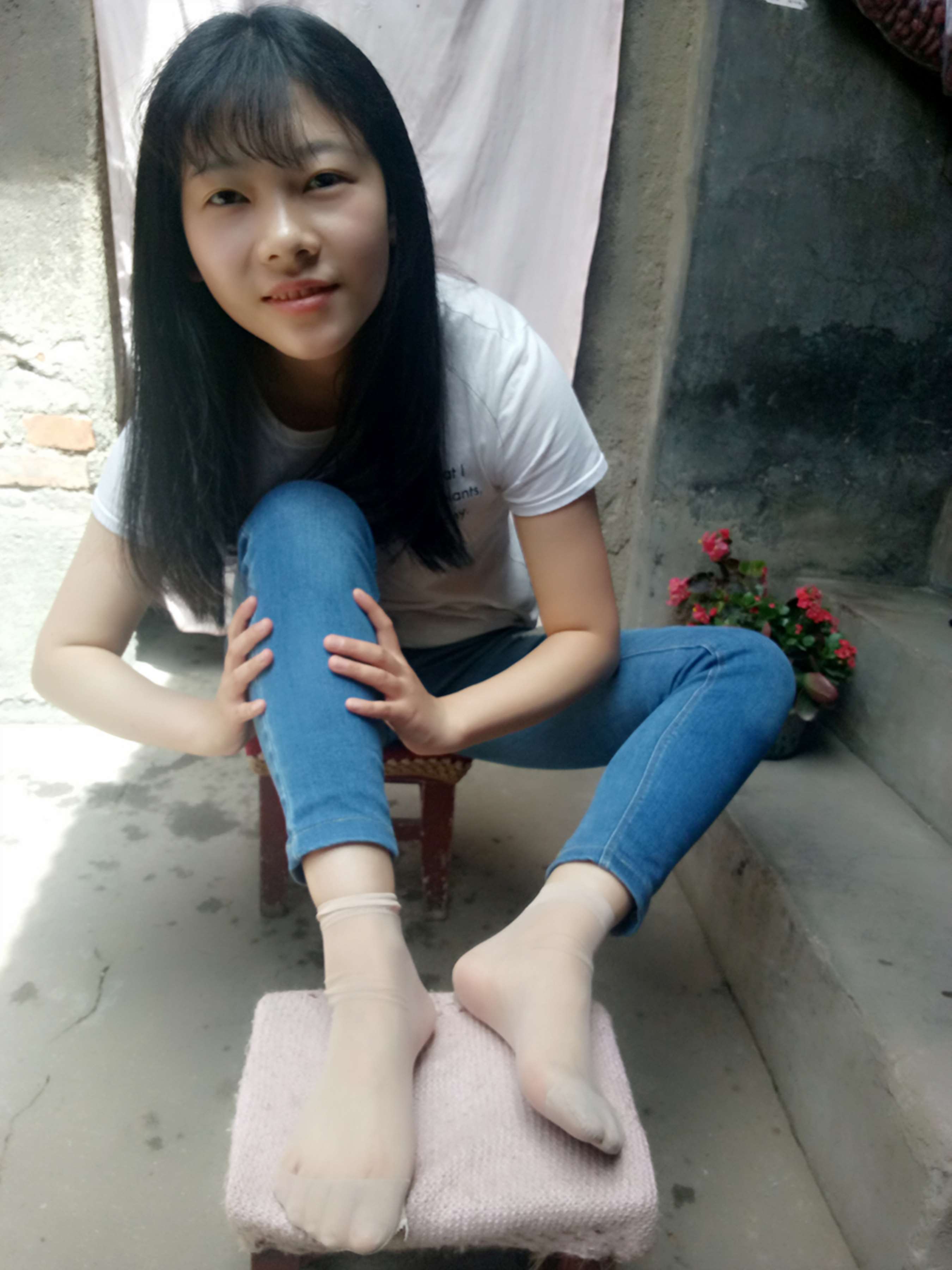 《坡坡棉袜の短丝足》作品图