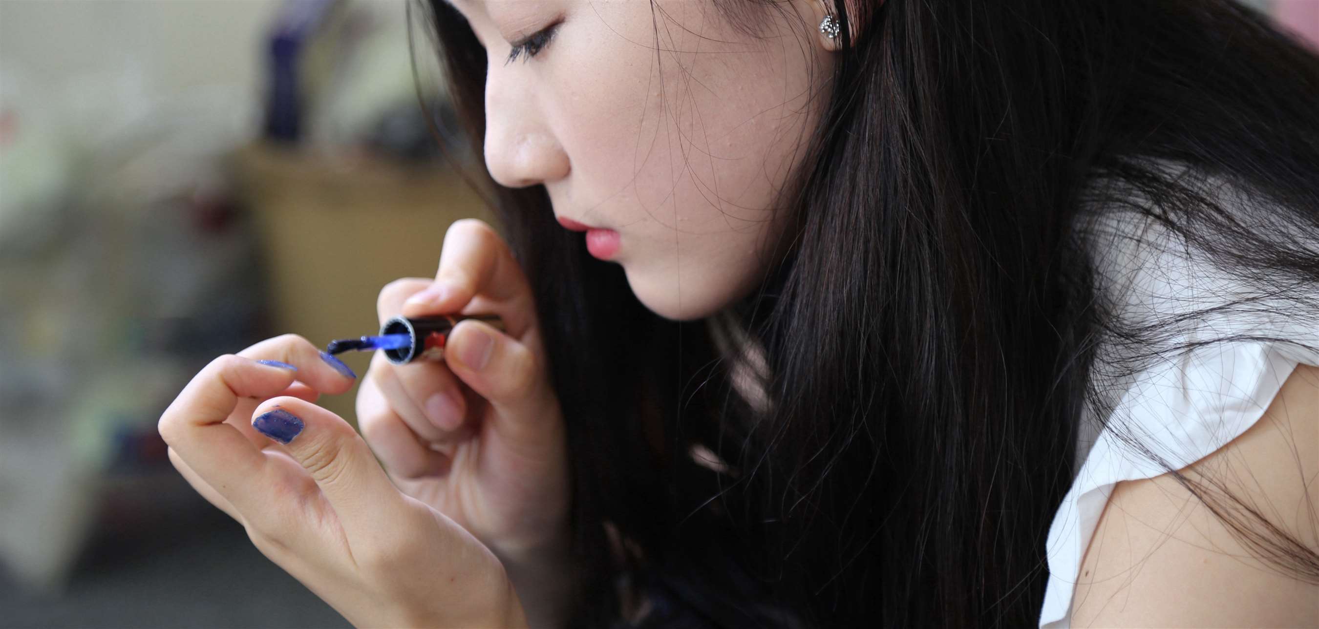 《小姐姐裸足玩物》作品图