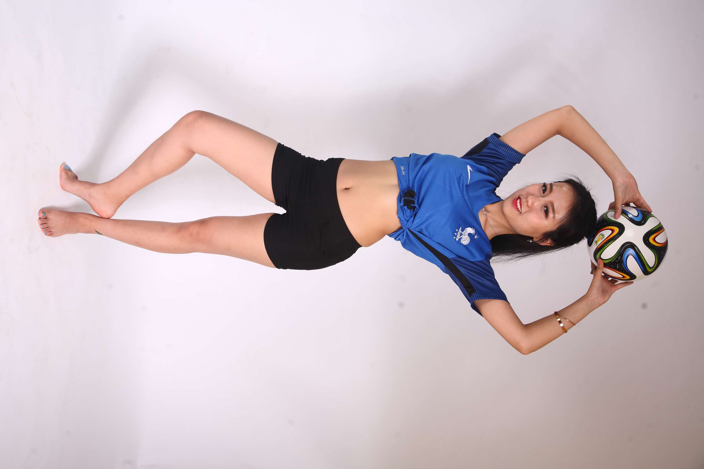 《足球女生》作品图