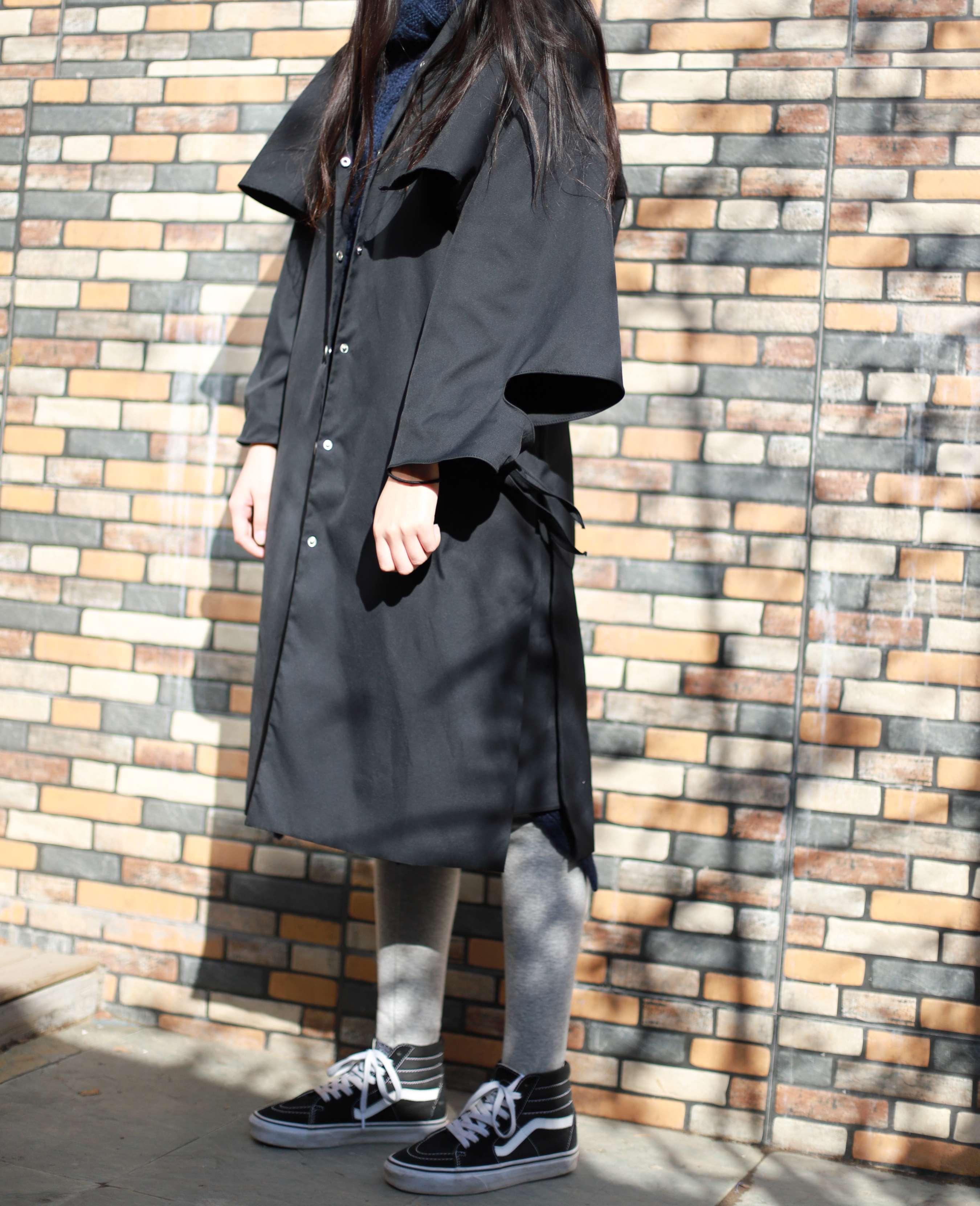 《布鞋の灰棉袜脚》作品图