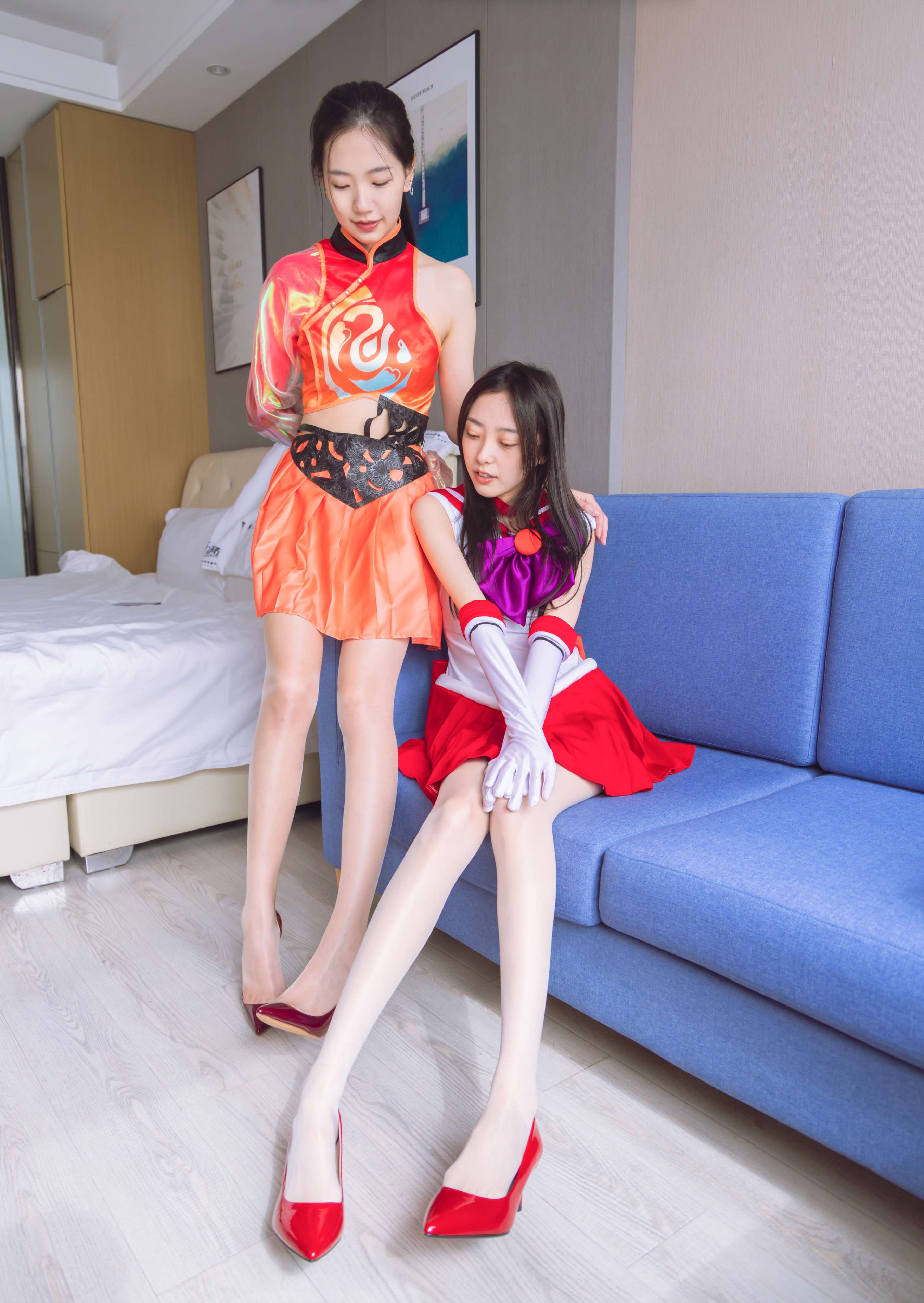 《小甜豆稚予-高跟鞋の丝脚丫》作品图