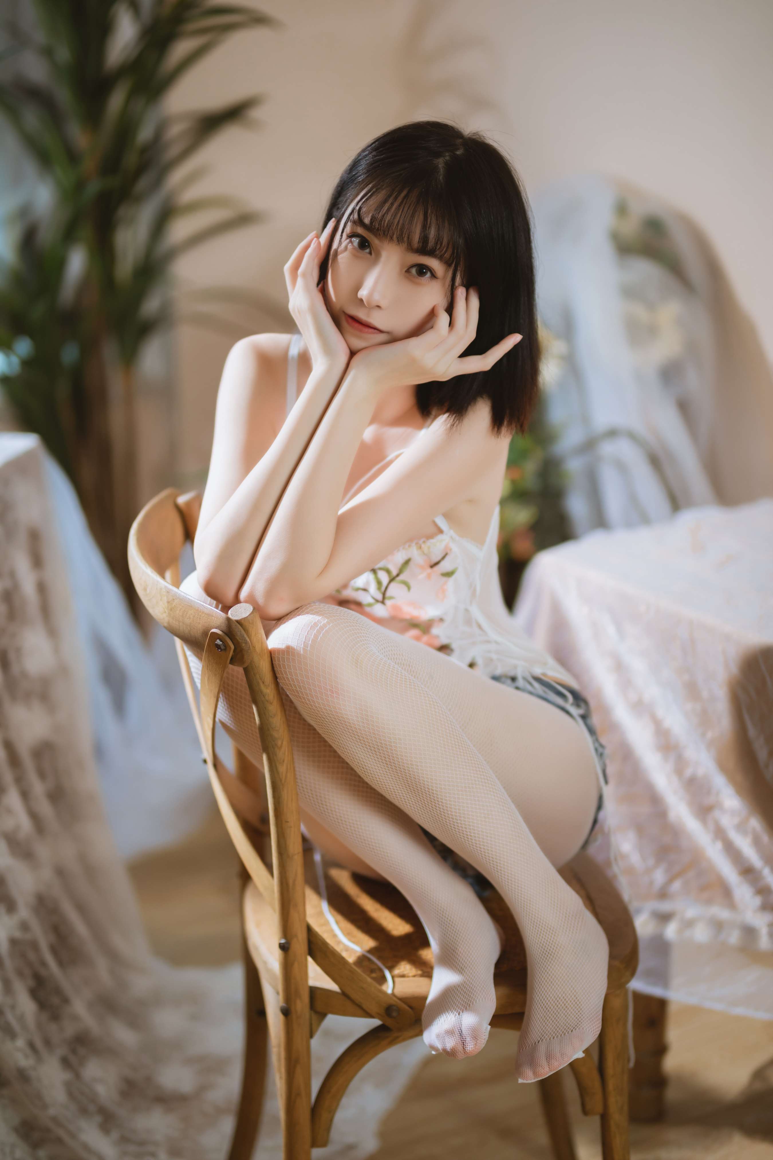 《许岚少女纯欲牛仔短裤》作品图