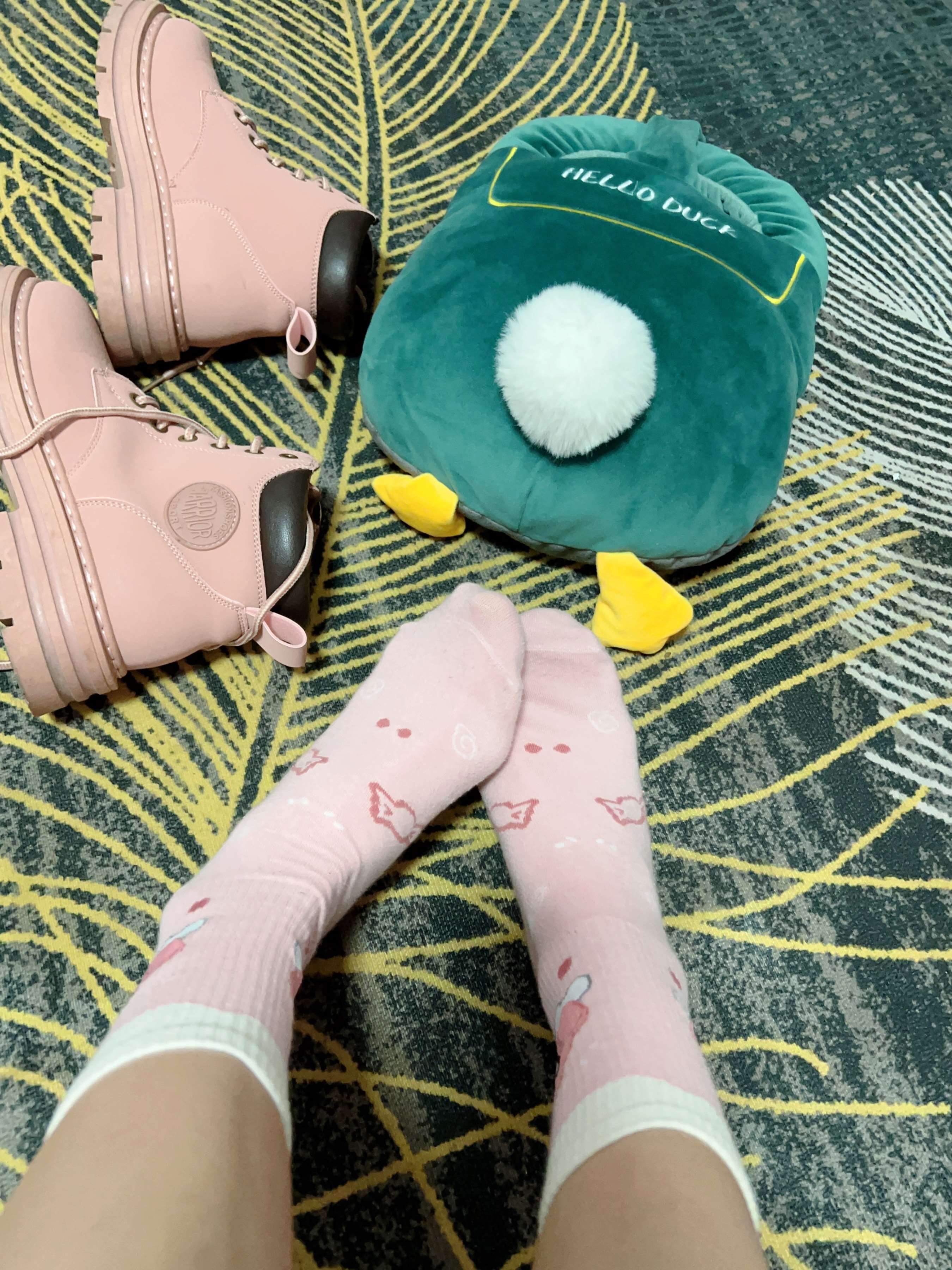 《小姐姐棉袜整合》作品图