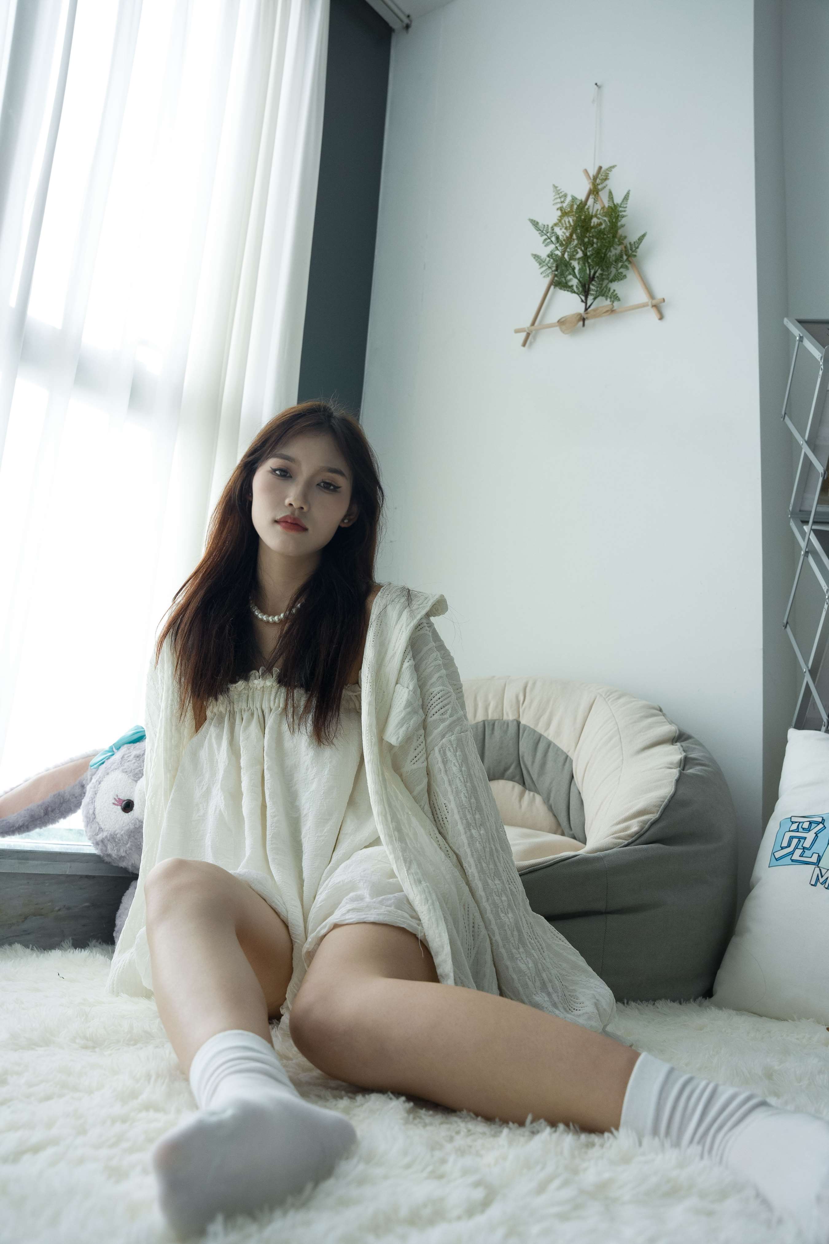 《虹虹白棉袜の裸足脚丫》作品图