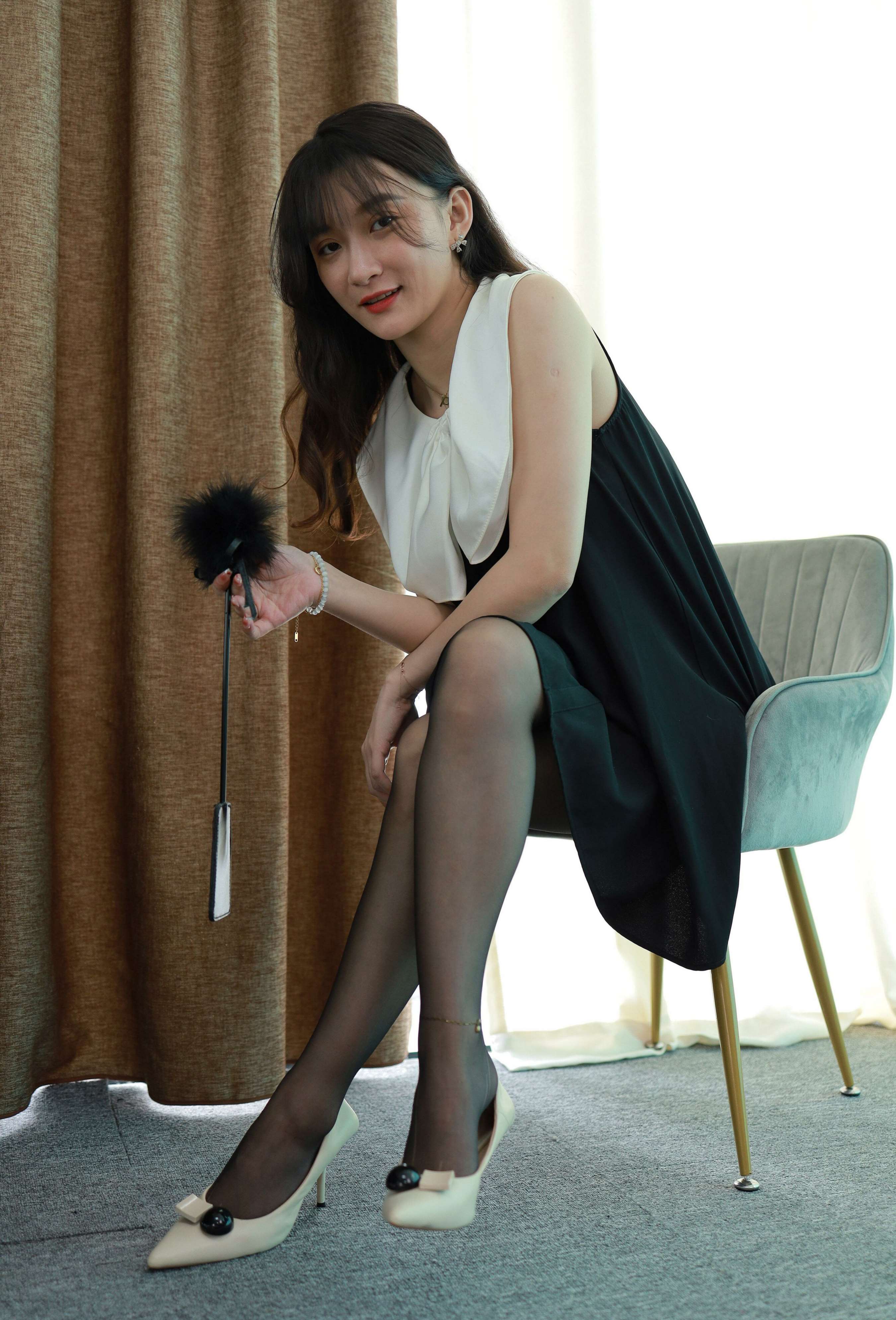 《秋秋 甜辣教主》作品图