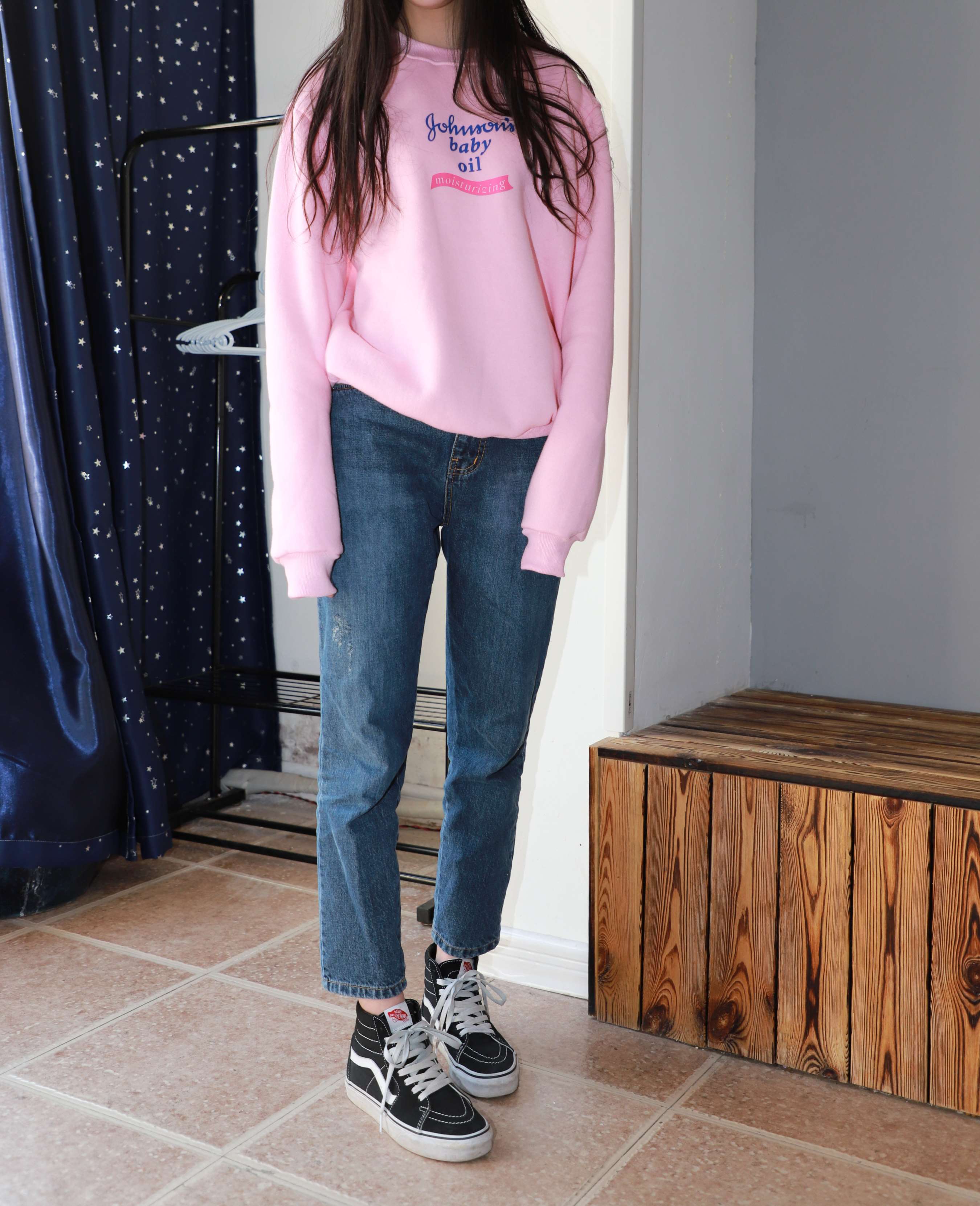 《布鞋の两双棉袜脚》作品图