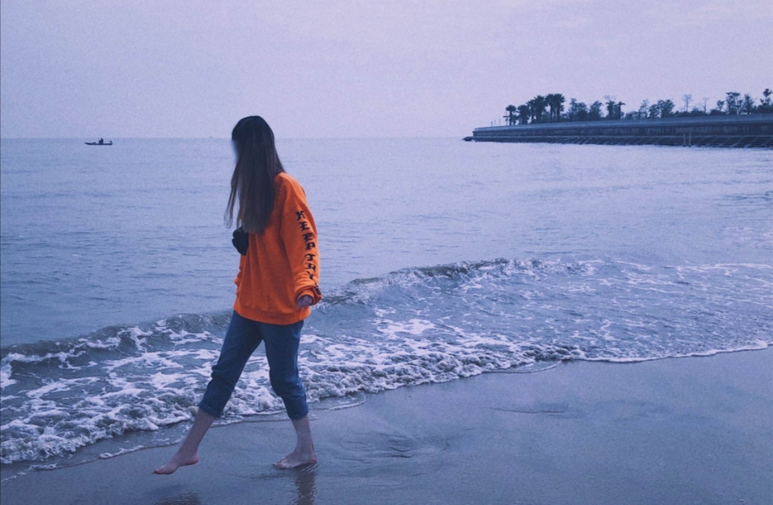 《传媒学院小姐姐的红润脚丫》作品图