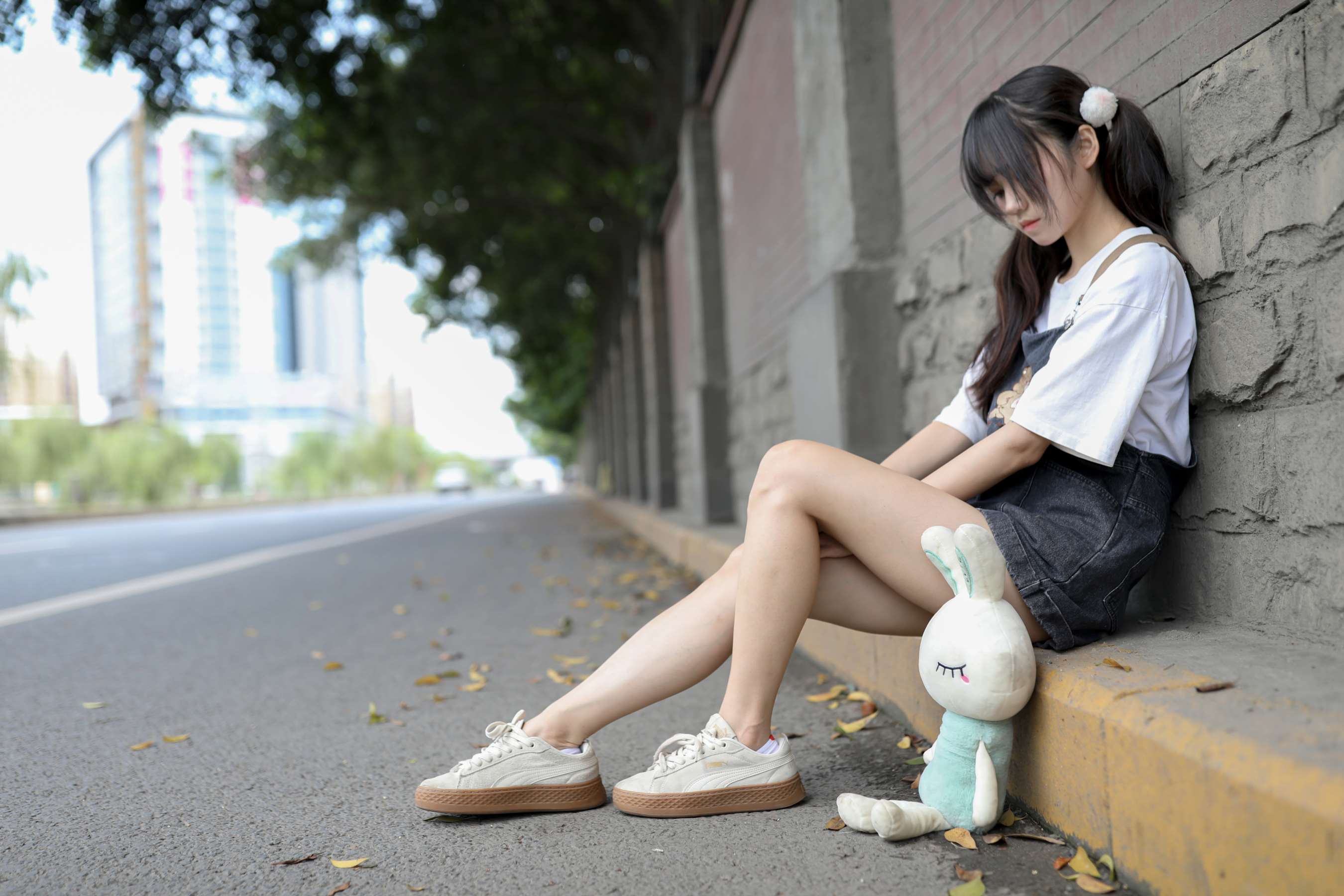 《莹莹船袜脚》作品图