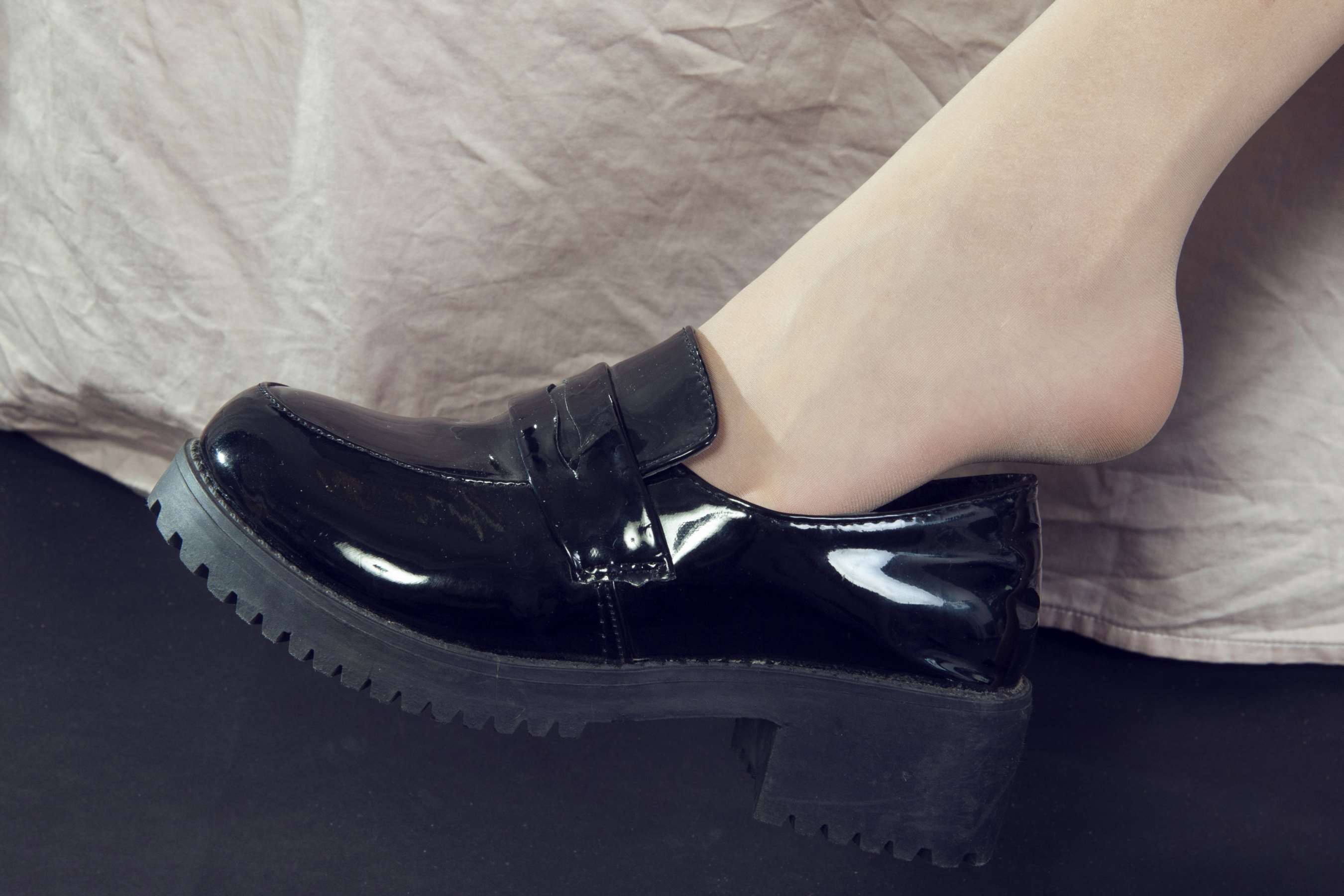 《汐汐 颜丝香缚》作品图