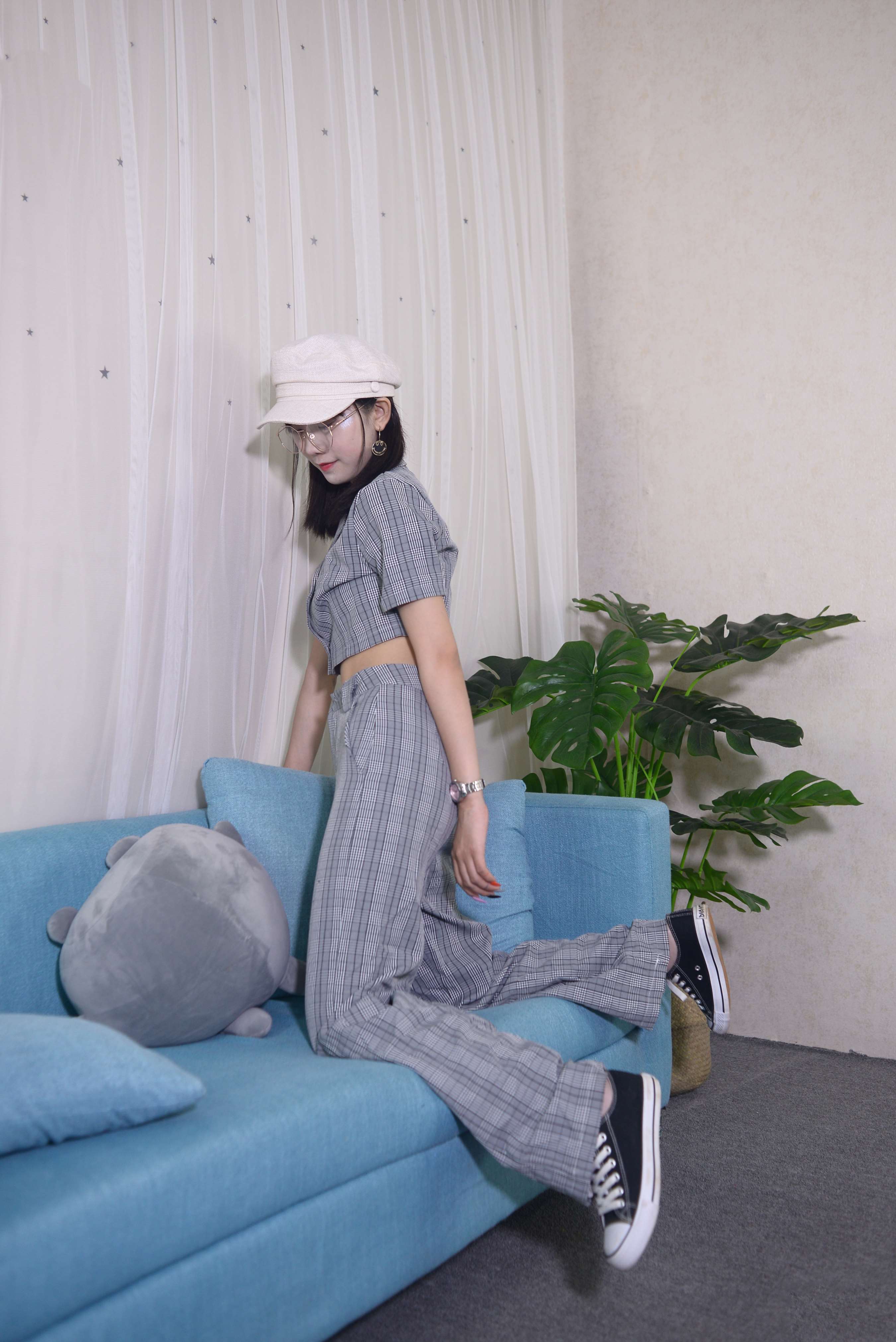 《小蓓小姐姐–梦见另一个夏夜》作品图