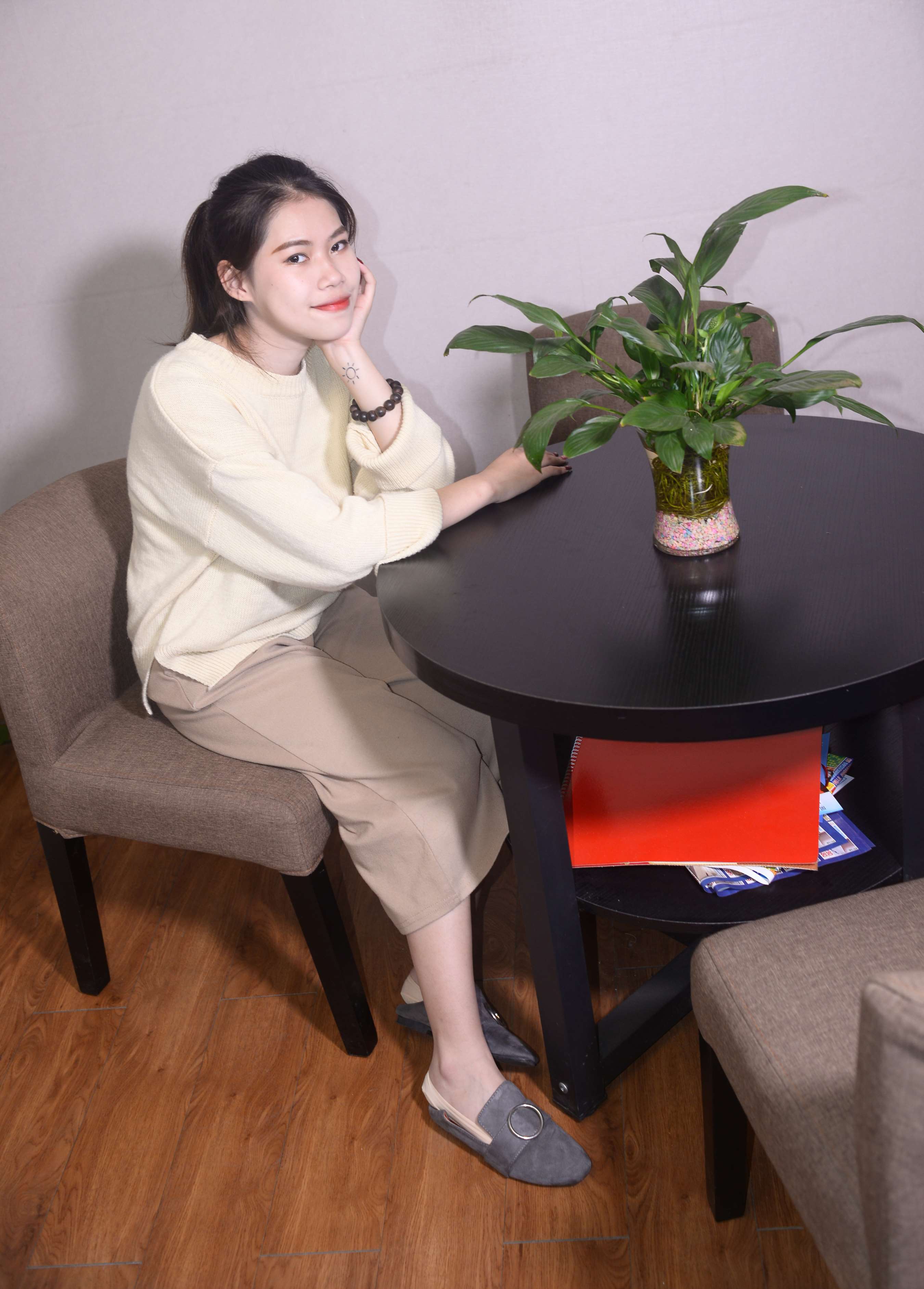 《苏瑶-夜暗方显万颗星》作品图