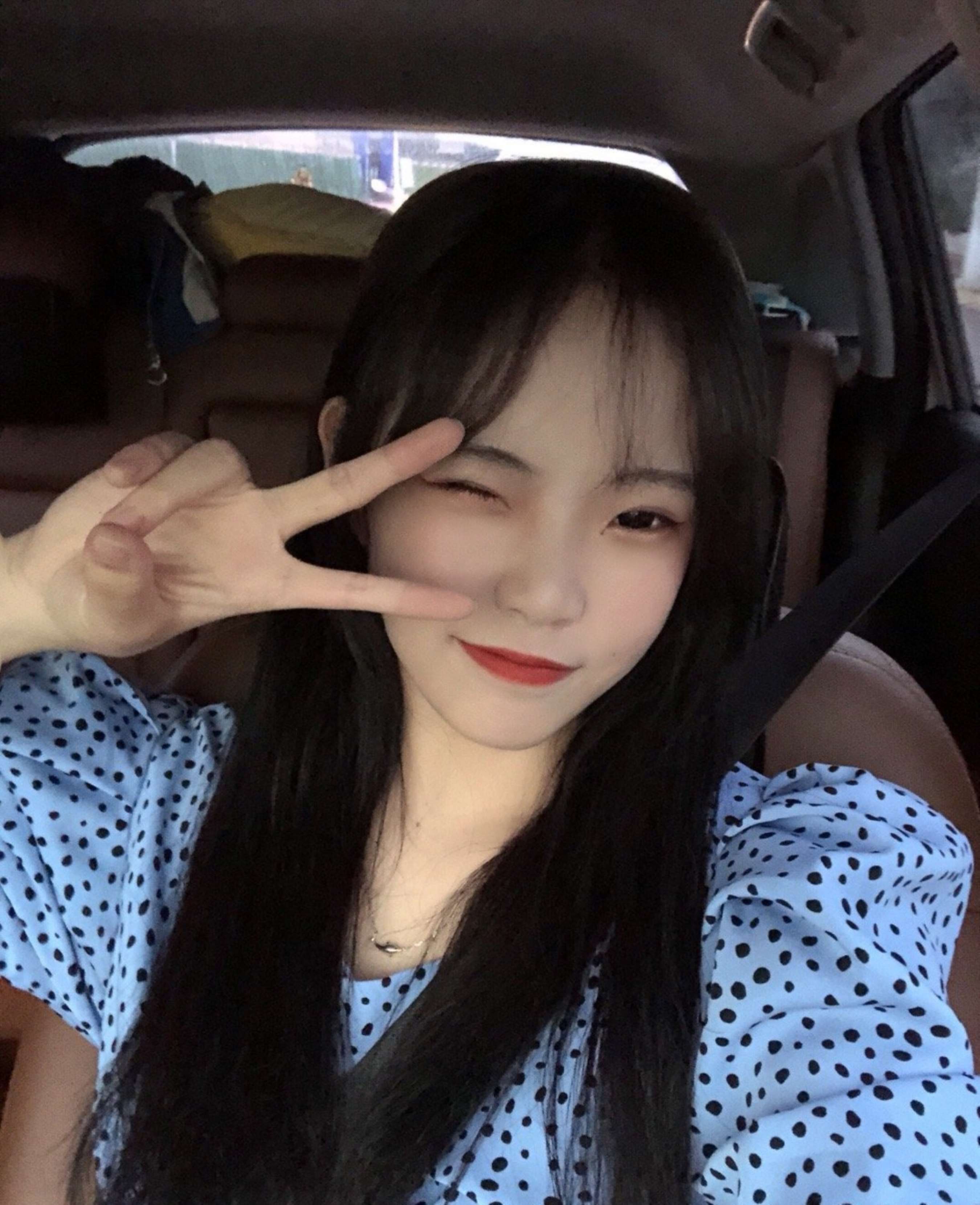 《粉色AJ女孩肉丝袜脚丫》作品图