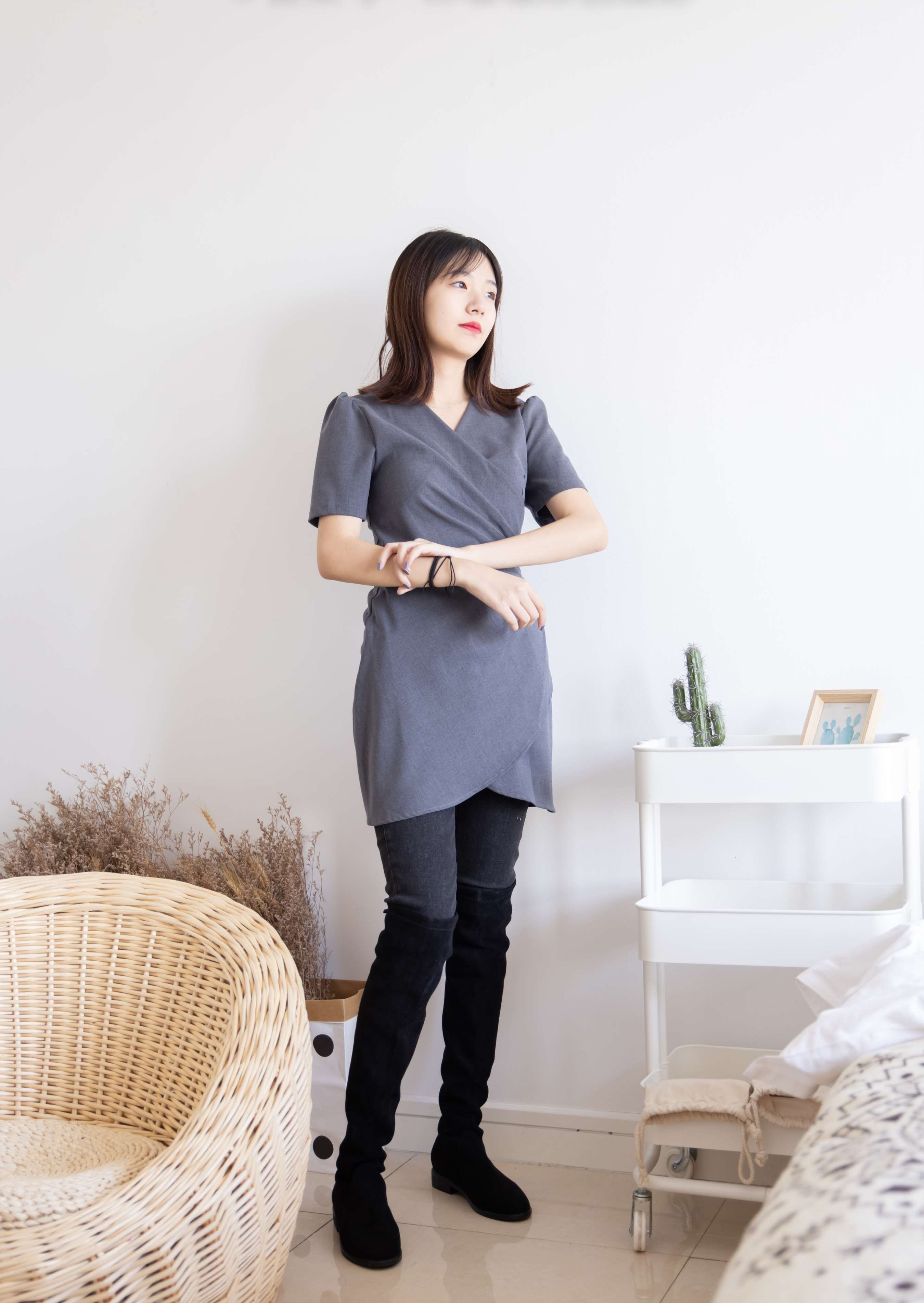 《小甜豆-长靴、短白棉袜》作品图