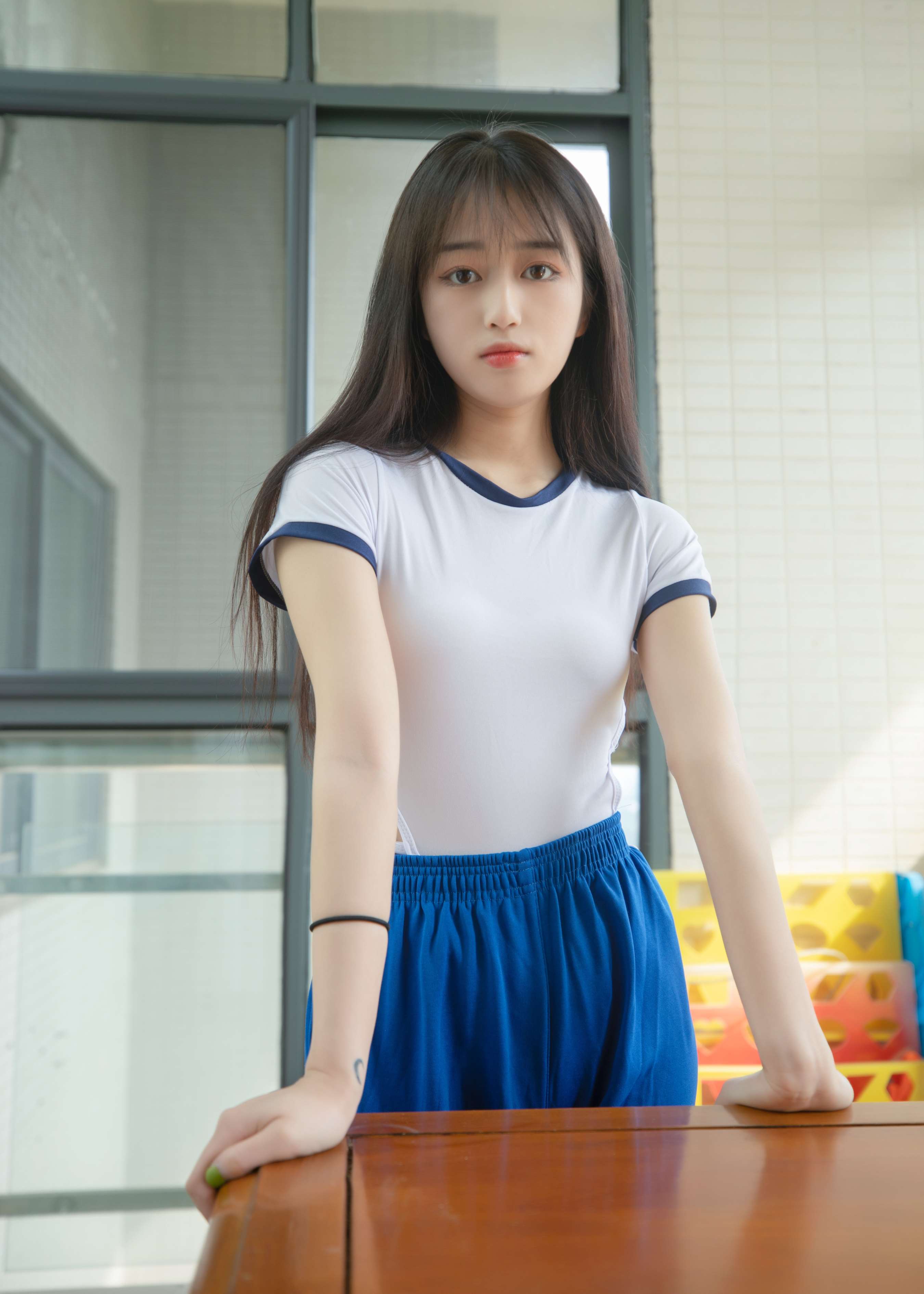 《娇娇学妹校服丝足》作品图