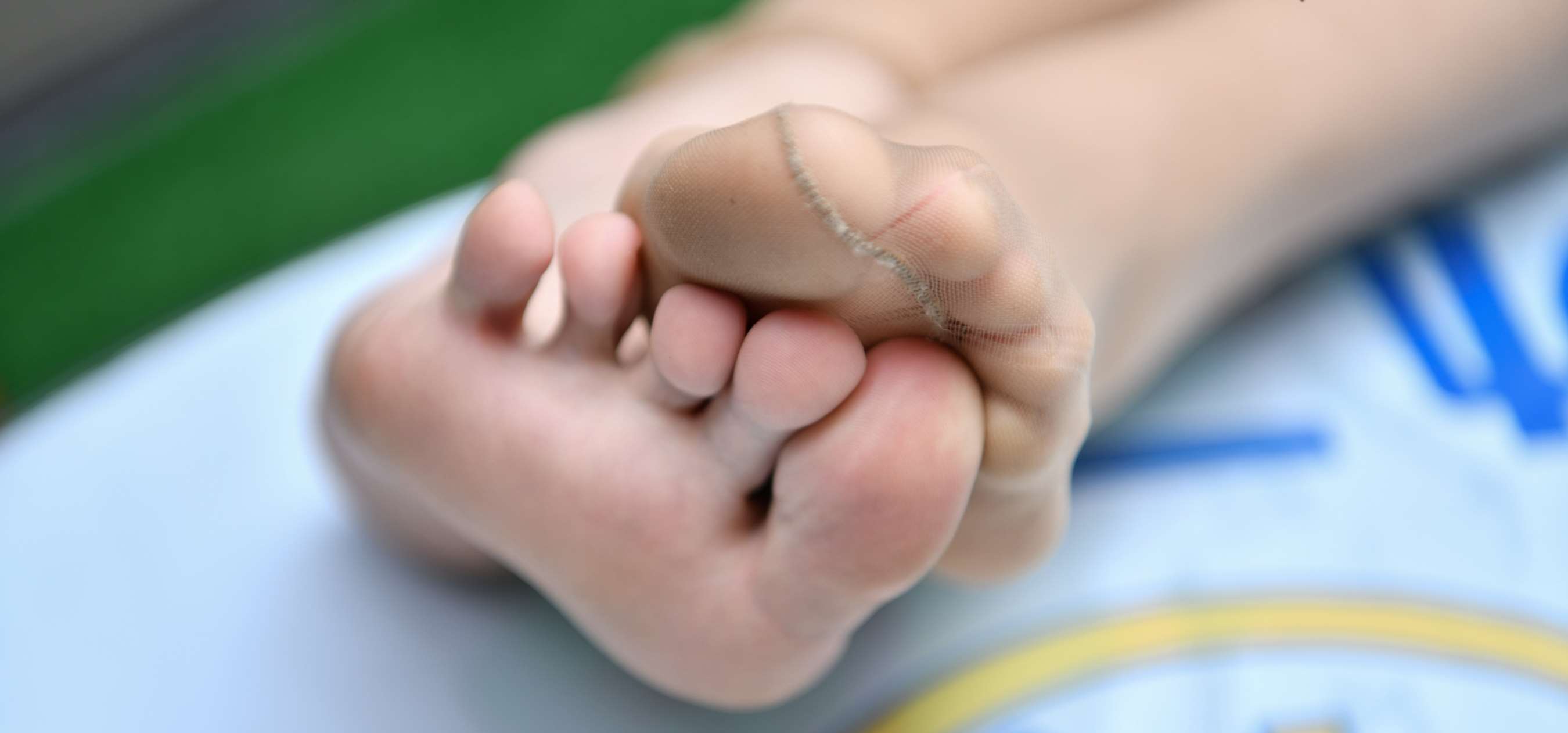 《扯烂肉丝》作品图