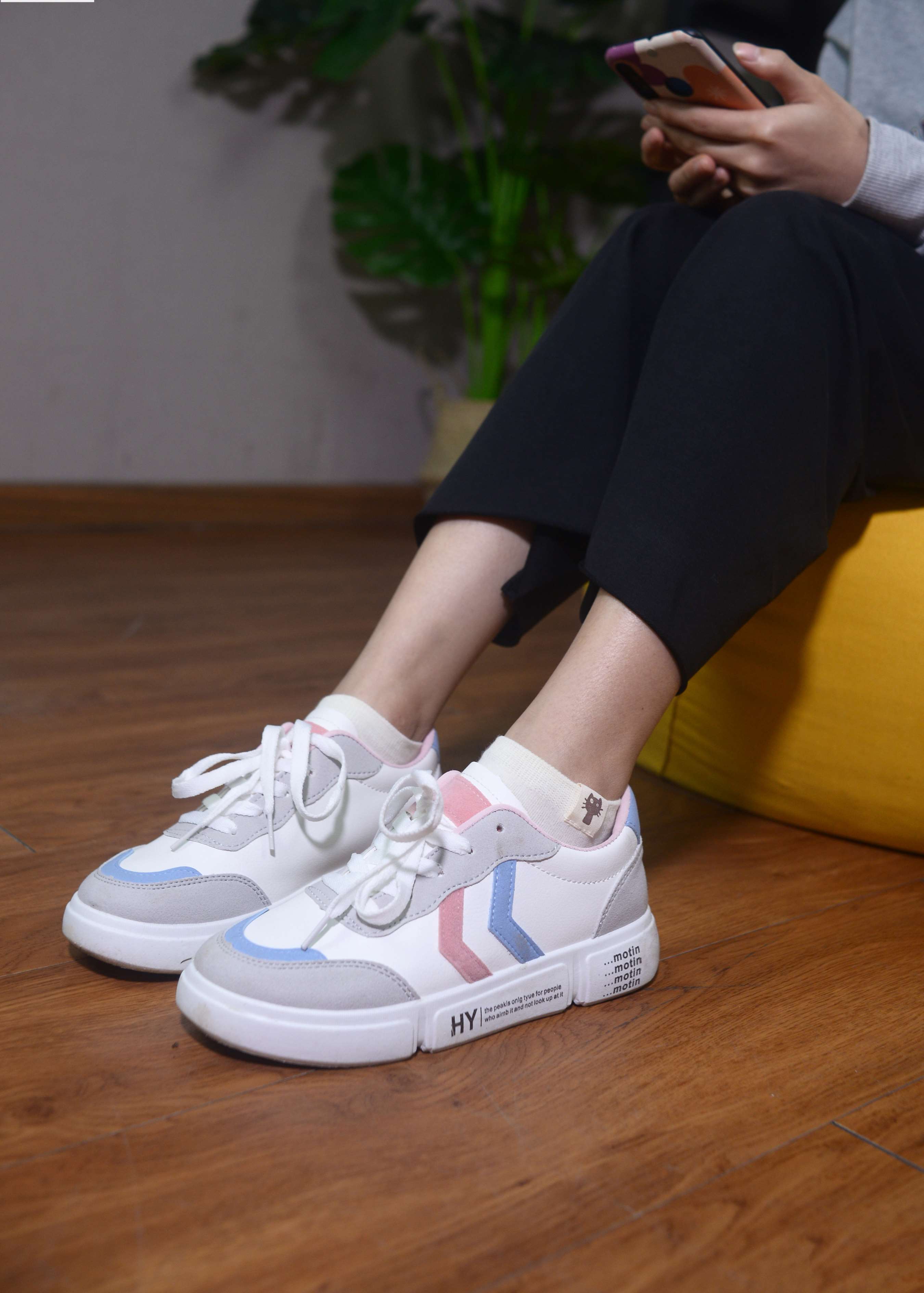 《欣悦小姐姐 星影摇摇》作品图