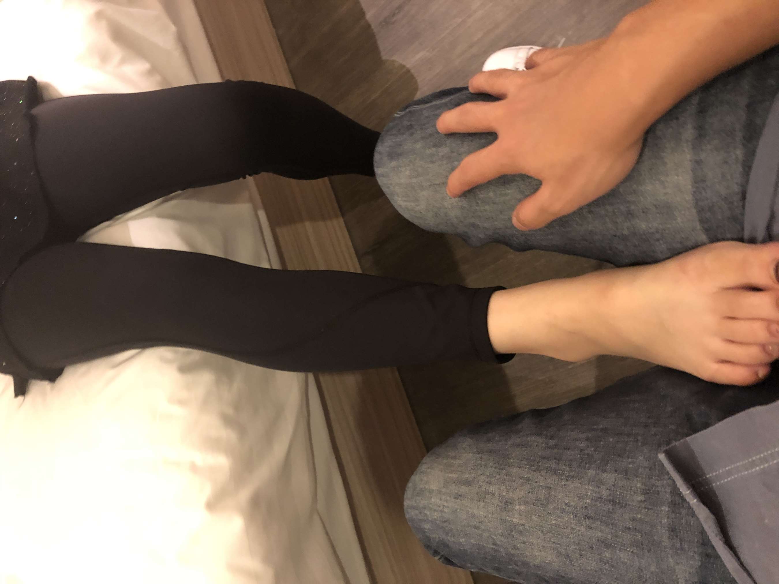 《约大四播音系女主持》作品图