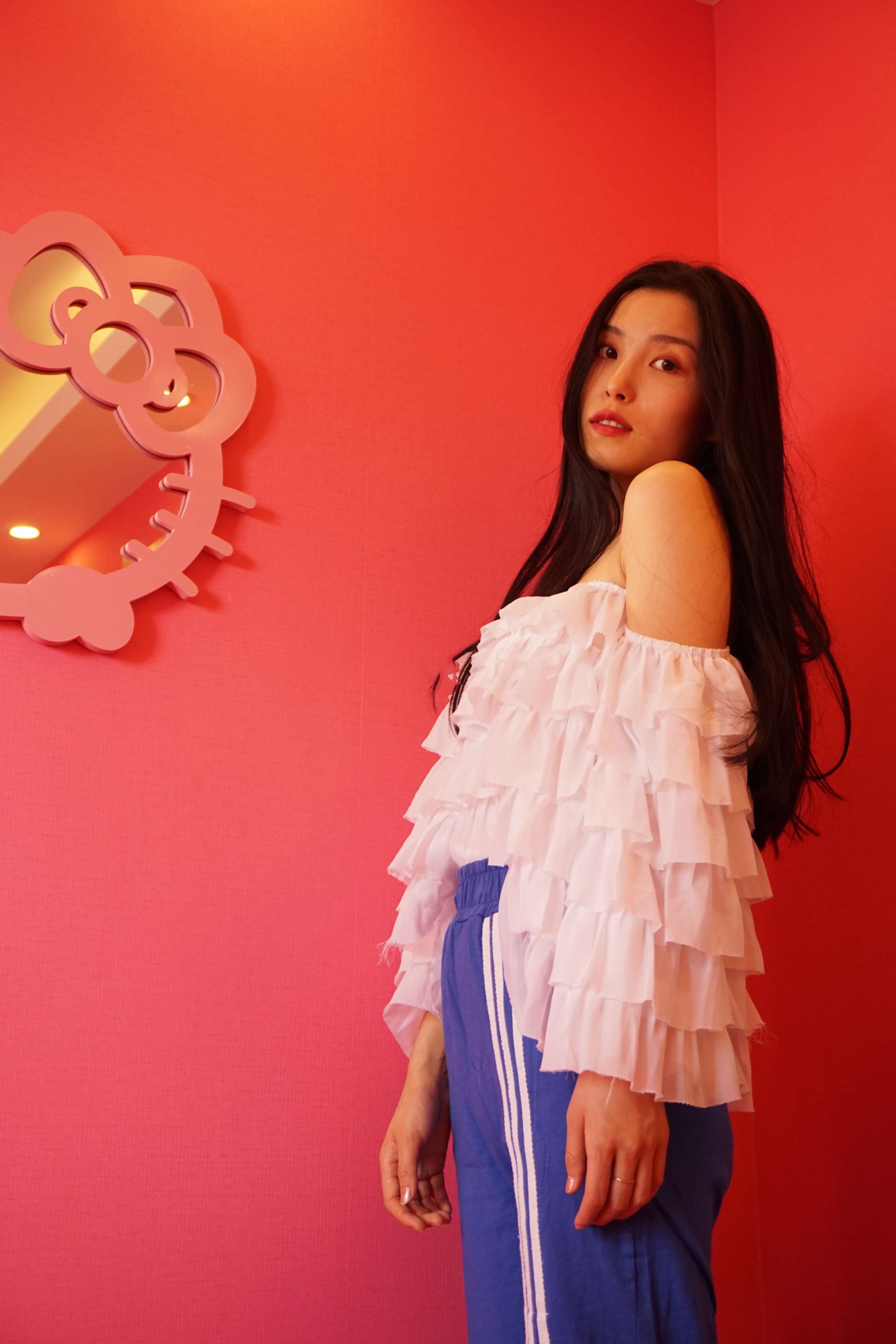 《娜娜学姐的赤足》作品图