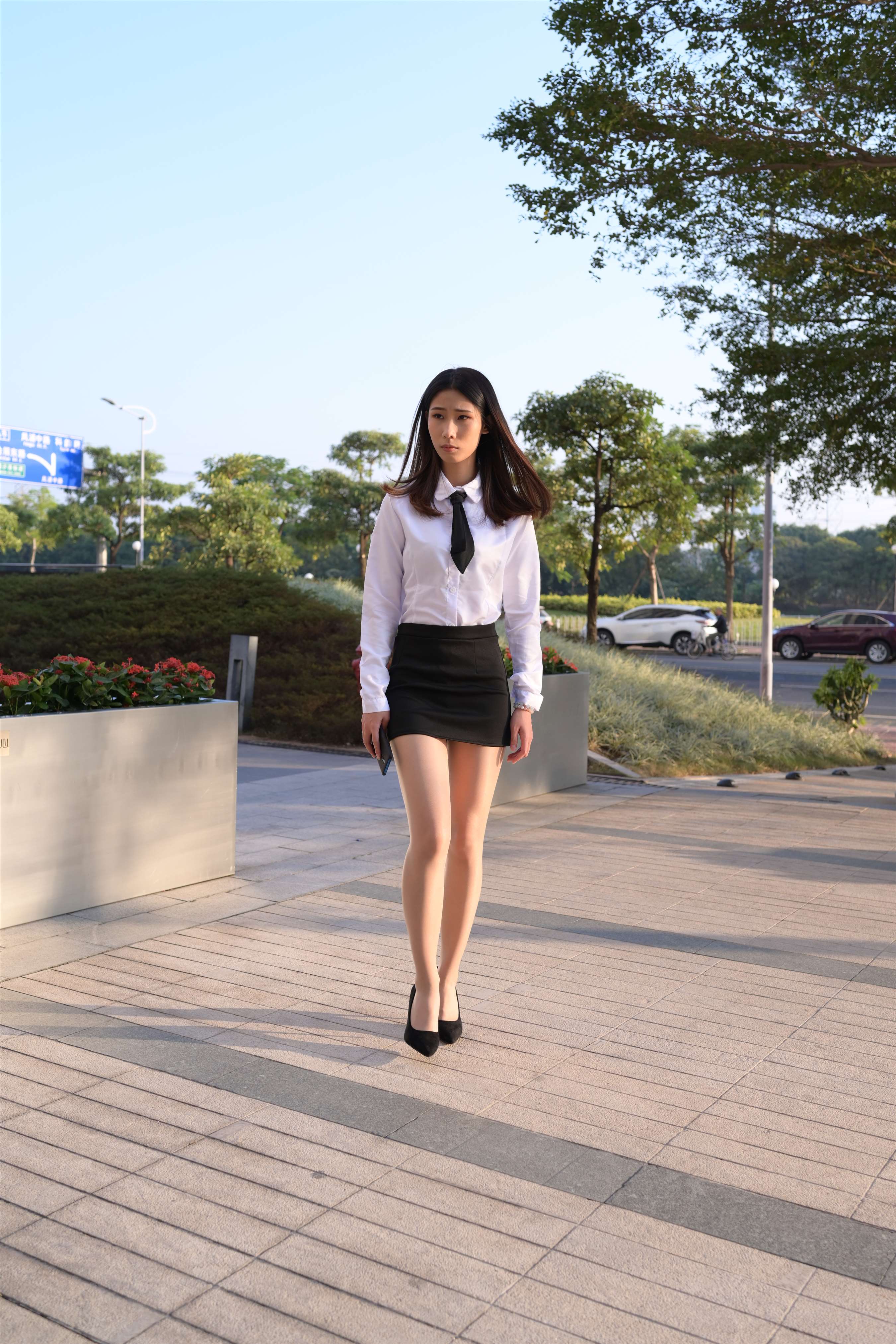 《职业装の高跟丝足【套图+视频13个】》作品图