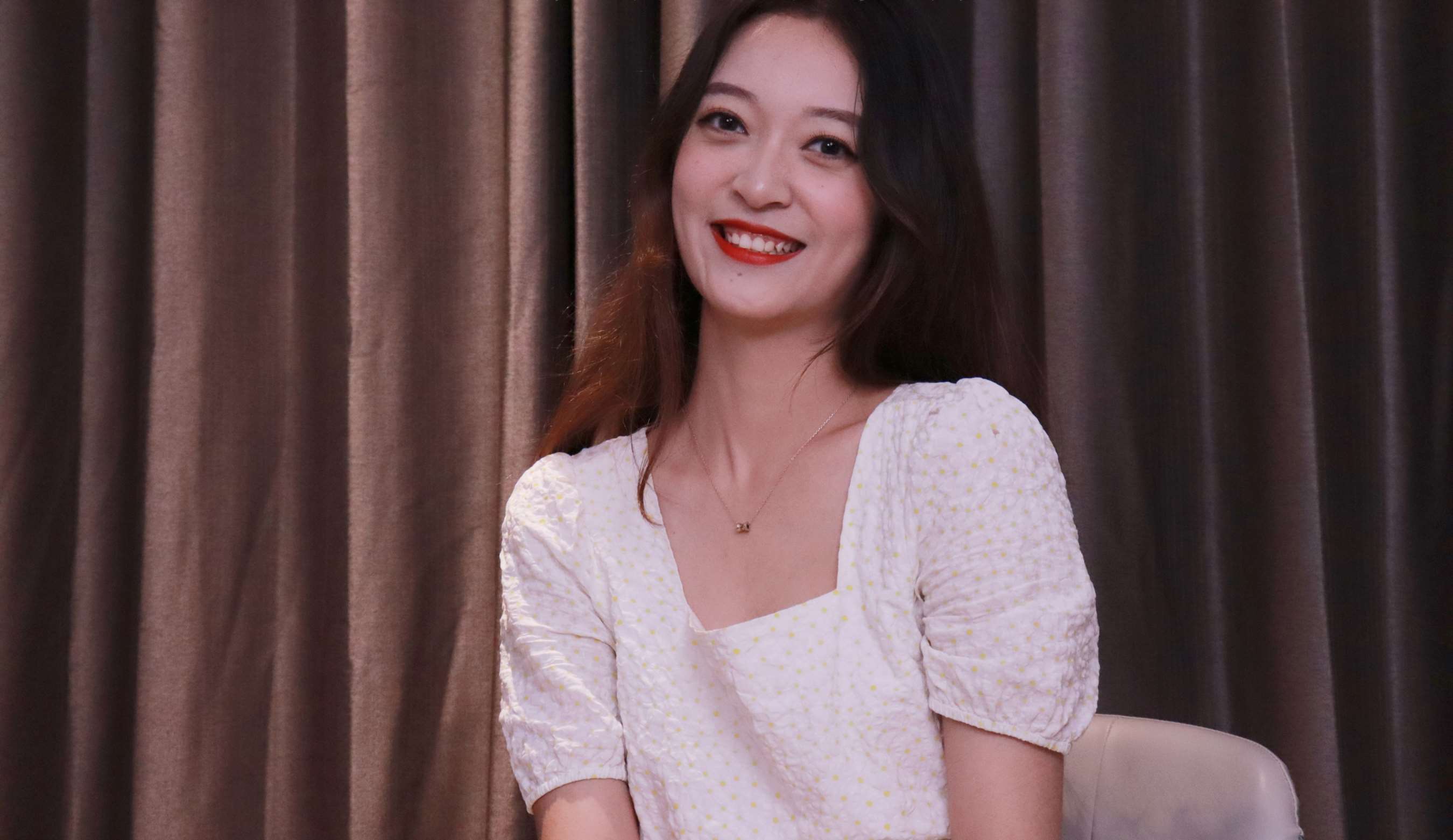 《依依 高跟鞋の丝袜脚丫》作品图