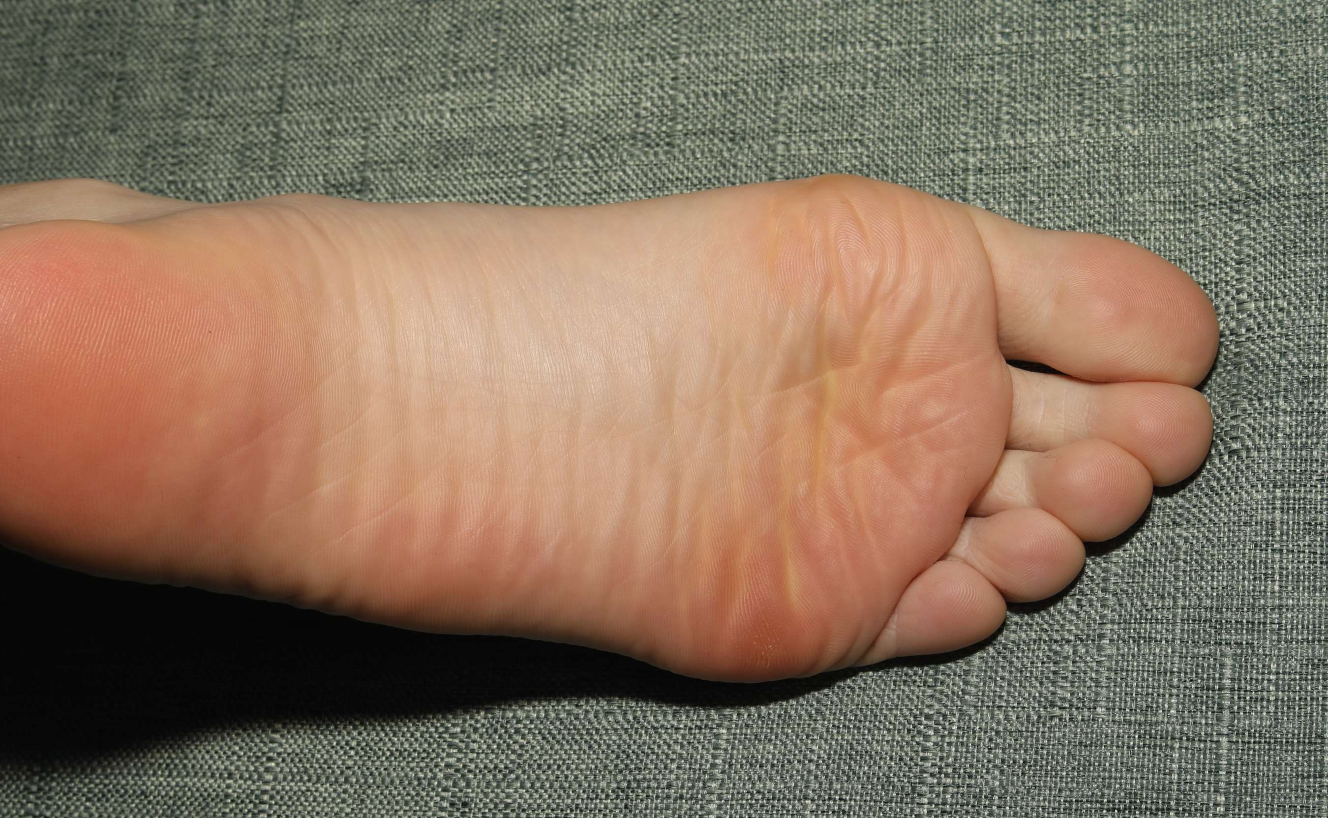 《琪琪少女的个人脚丫秀》作品图