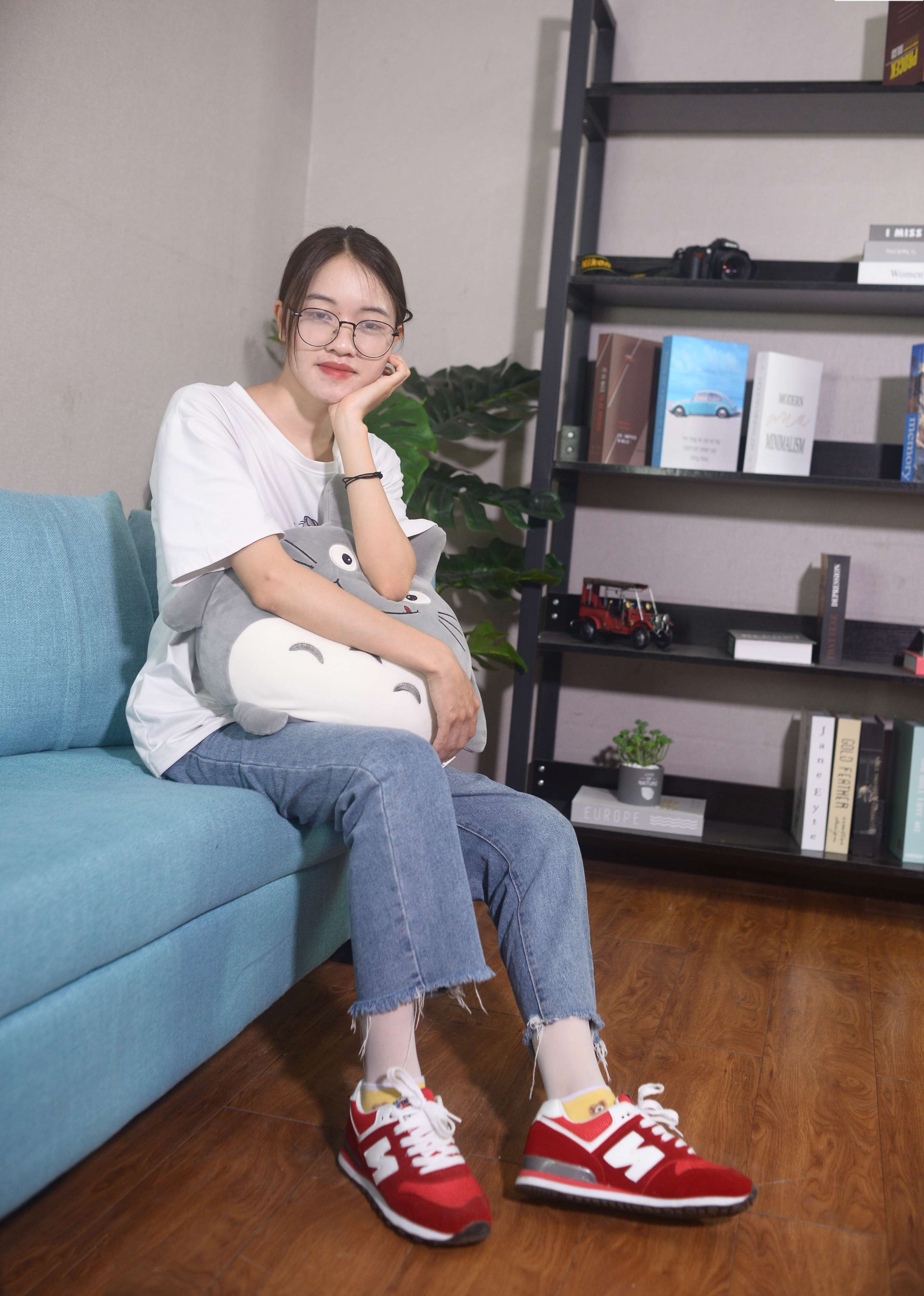 《欣悦少女–萤火的星光》作品图