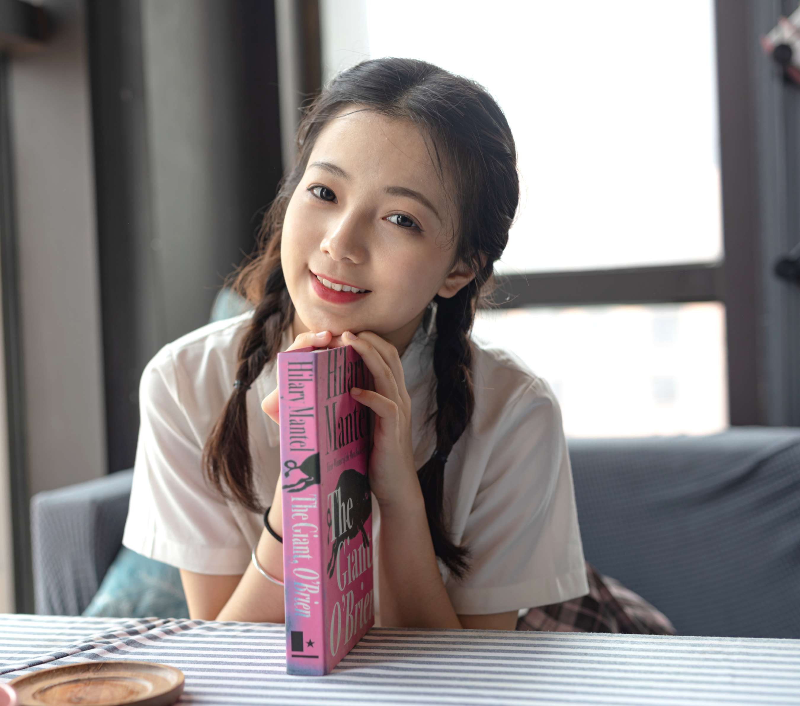 《天天脱长棉袜显嫩足玩物》作品图