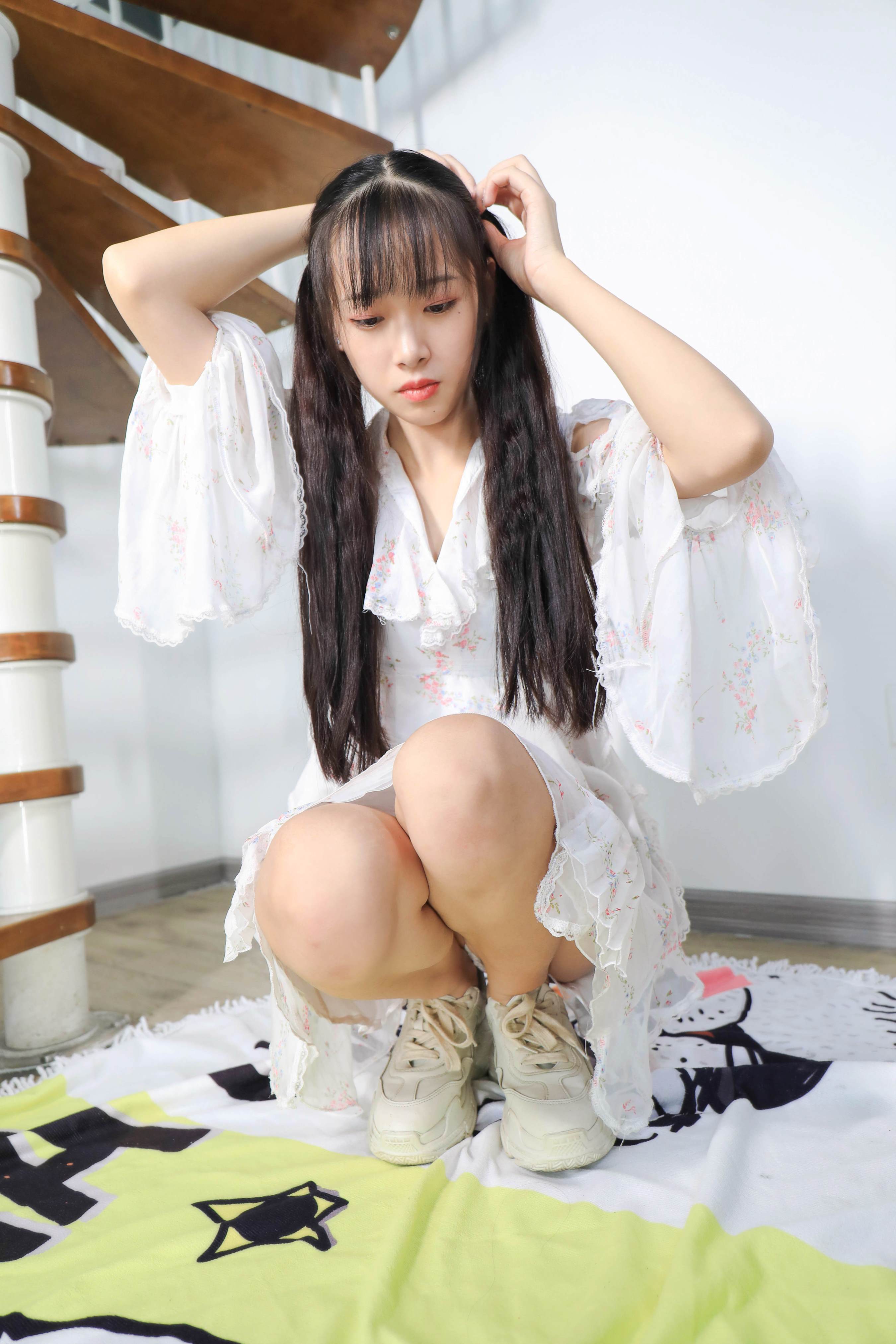 《叮叮的脏白船袜脚丫》作品图