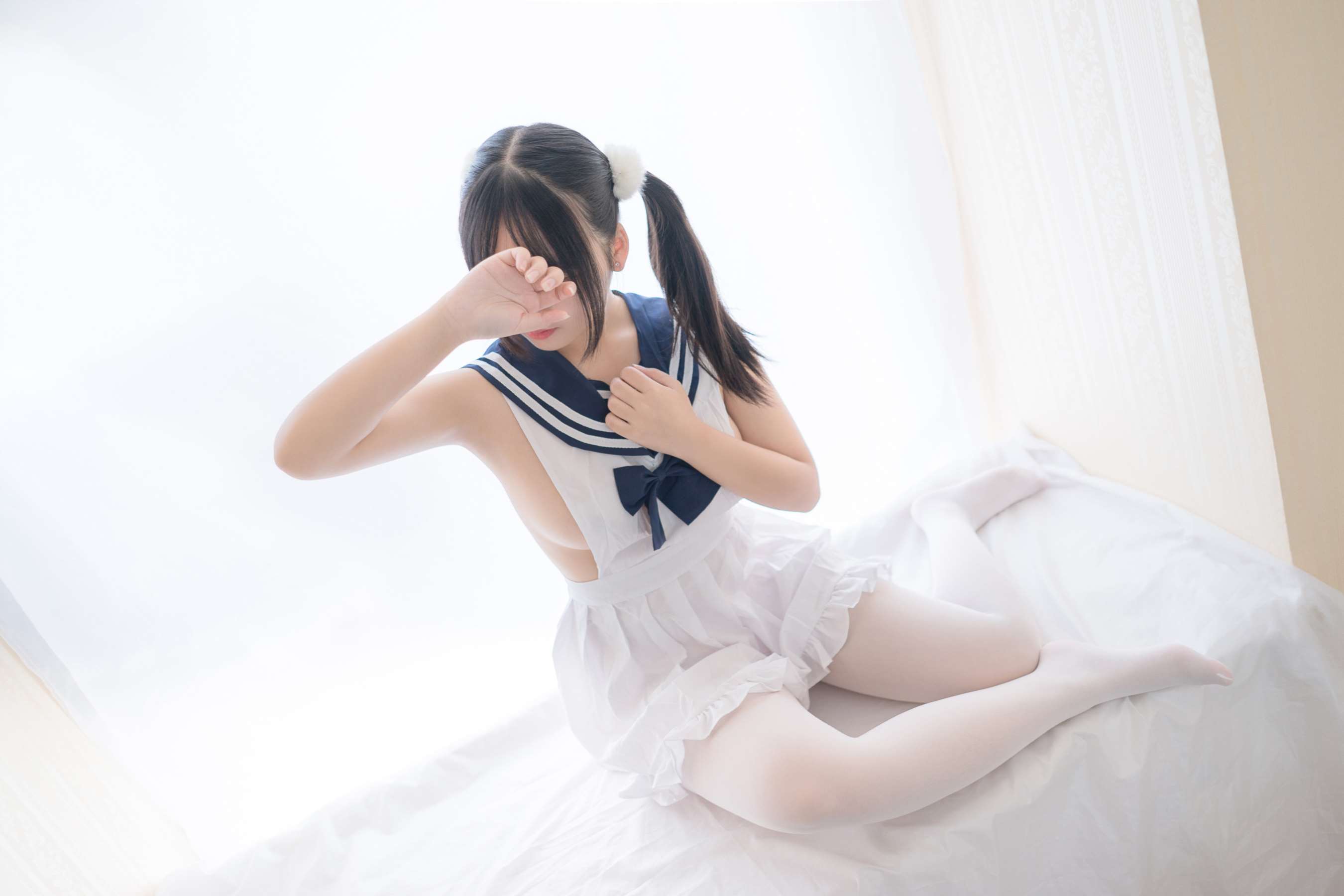 《JK制服の白丝脚丫》作品图