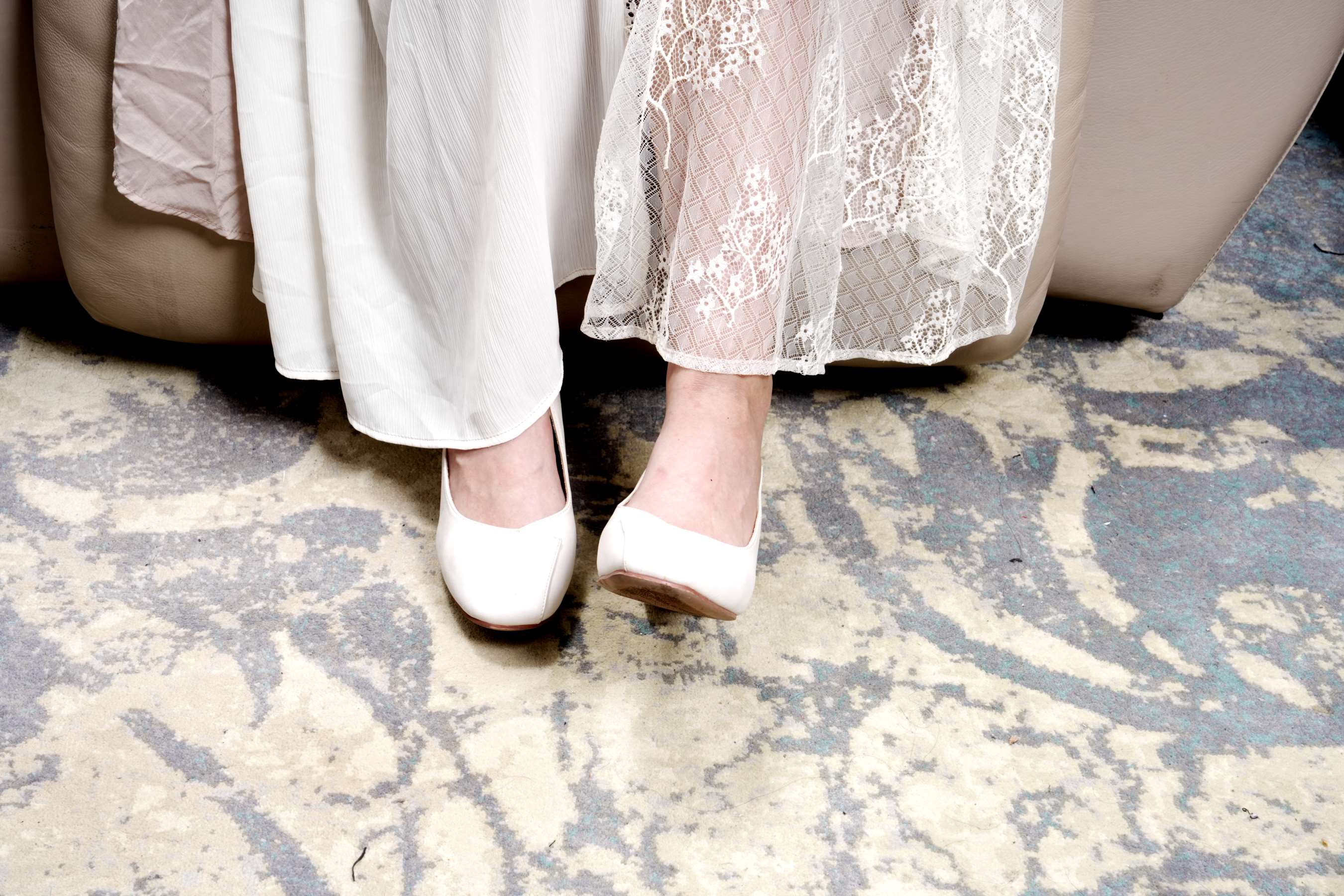 《王瑶瑶展示她的性感的小脚丫》作品图