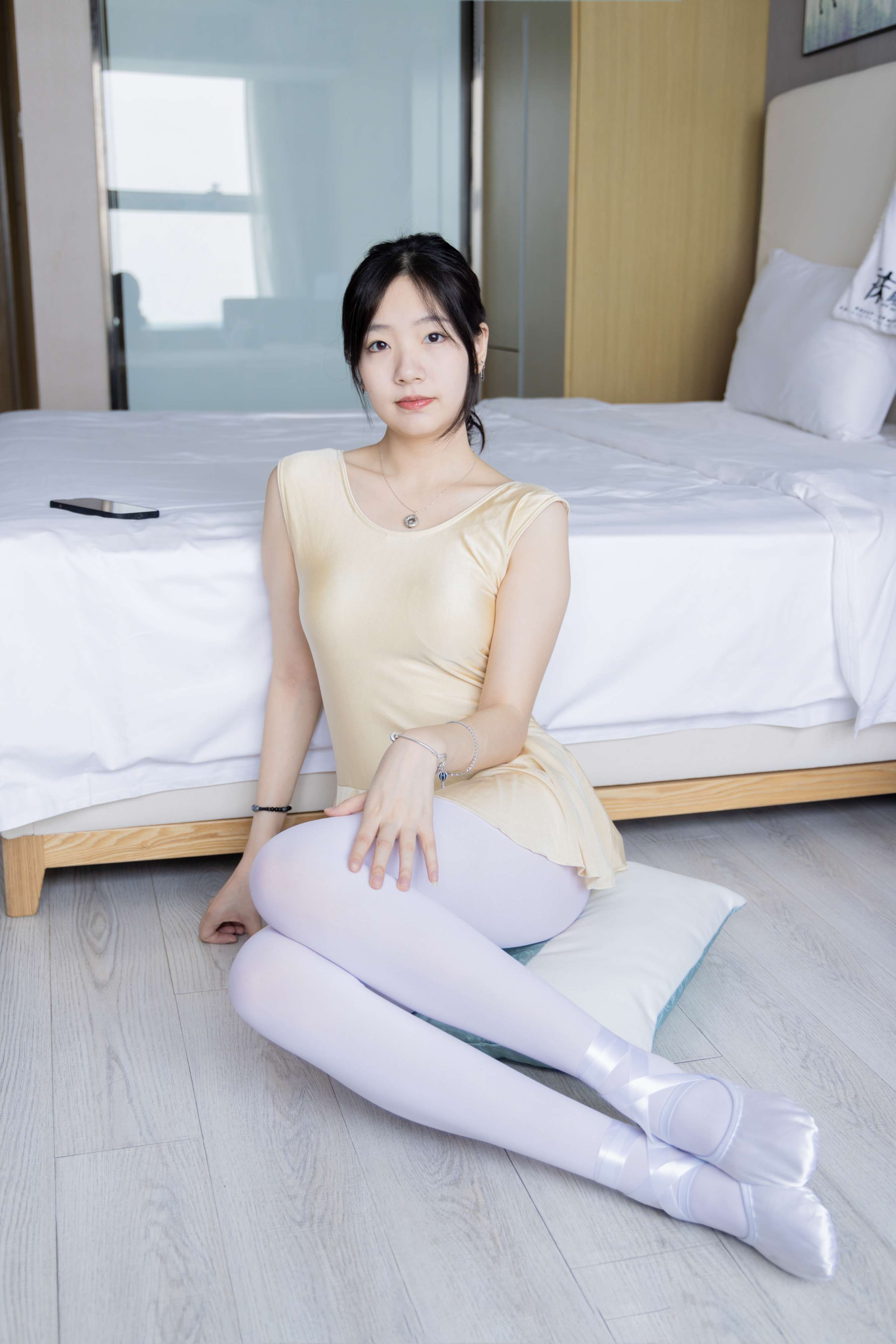 《小甜豆-芭蕾舞蹈服の丝袜脚丫》作品图