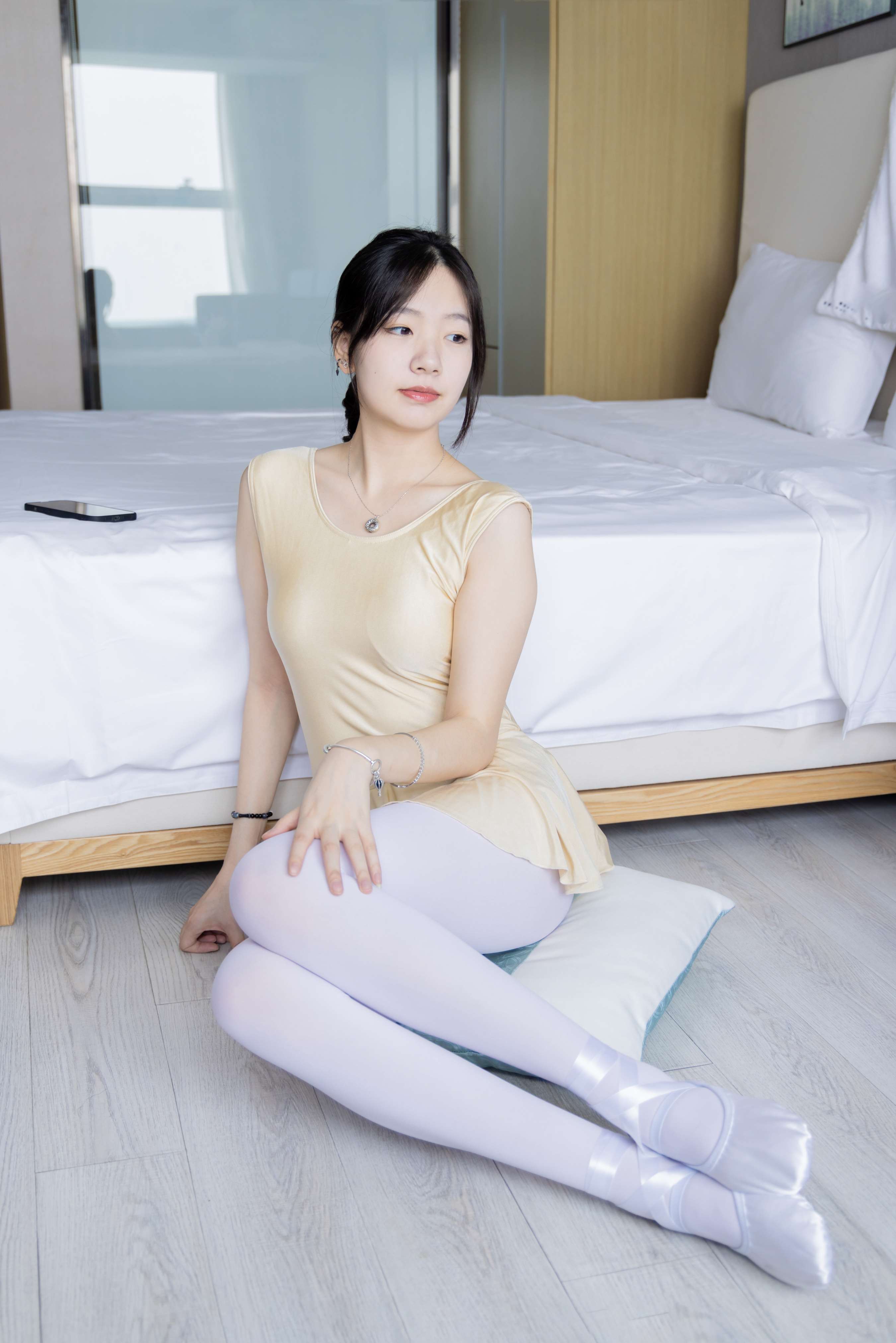 《小甜豆-芭蕾舞蹈服の丝袜脚丫》作品图