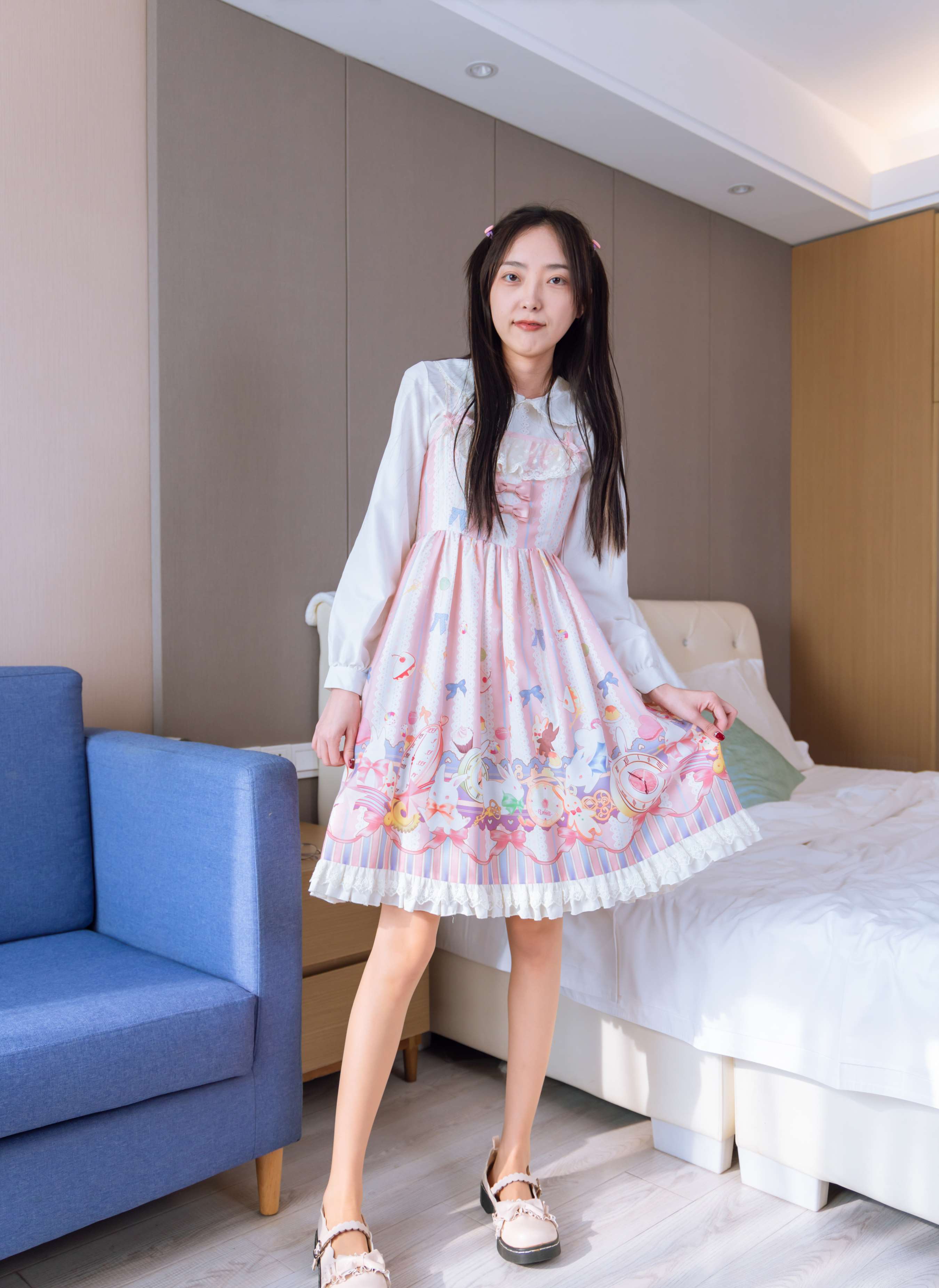 《稚予-Lolita裙、白皮鞋、肉丝 》作品图